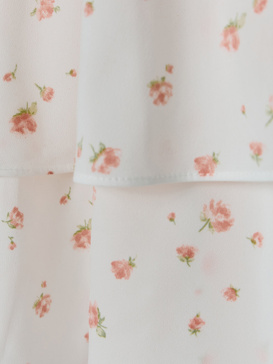 MARK FORMELLE Платье 586760 154037 розочки на белом