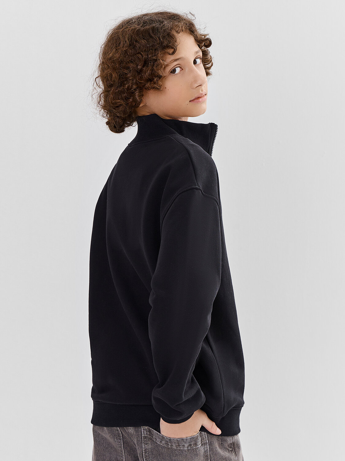 MARK FORMELLE Толстовка 586784 123448 черный +печать