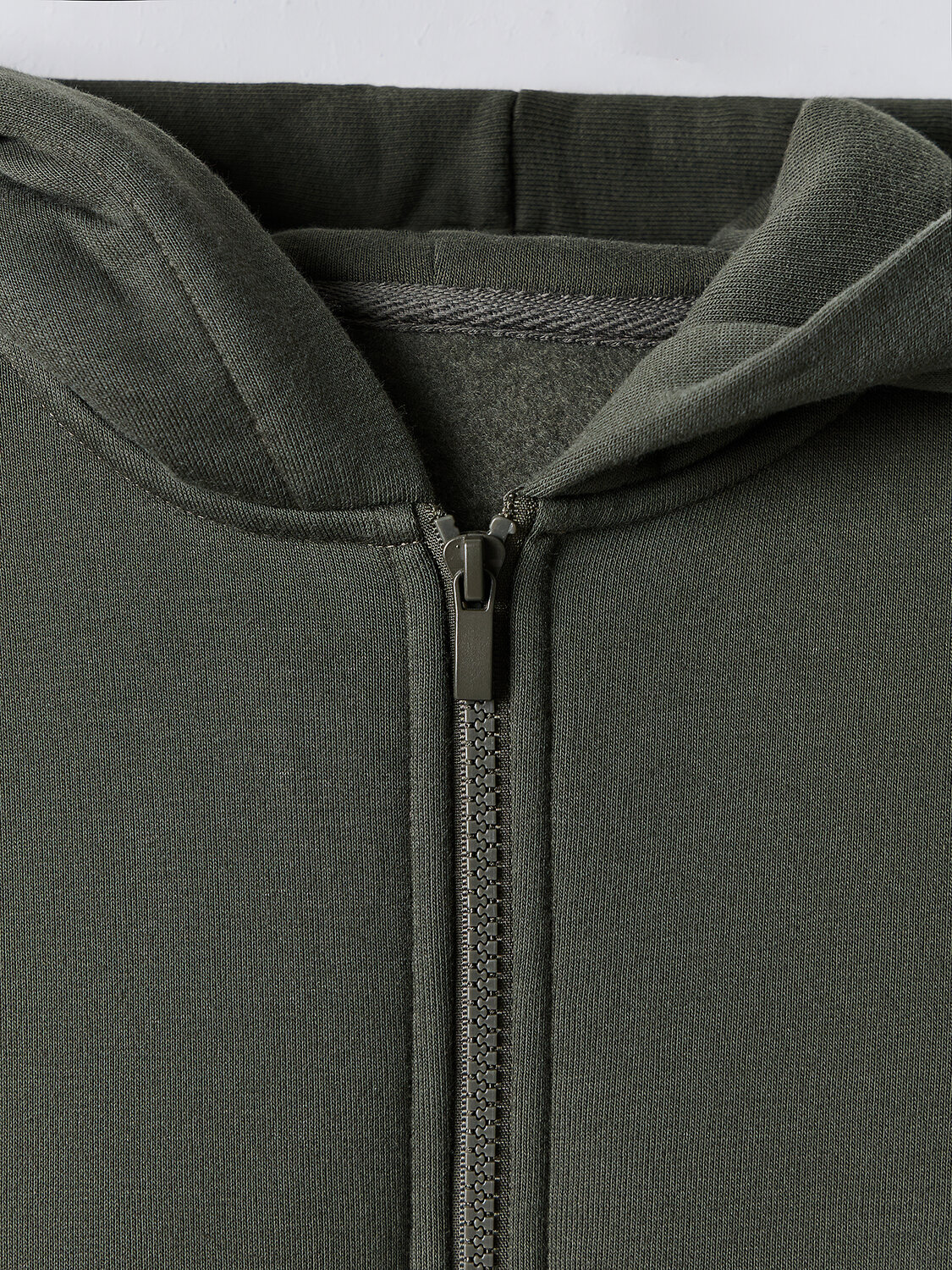 MARK FORMELLE Толстовка 586785 363332/1 т.хаки +печать