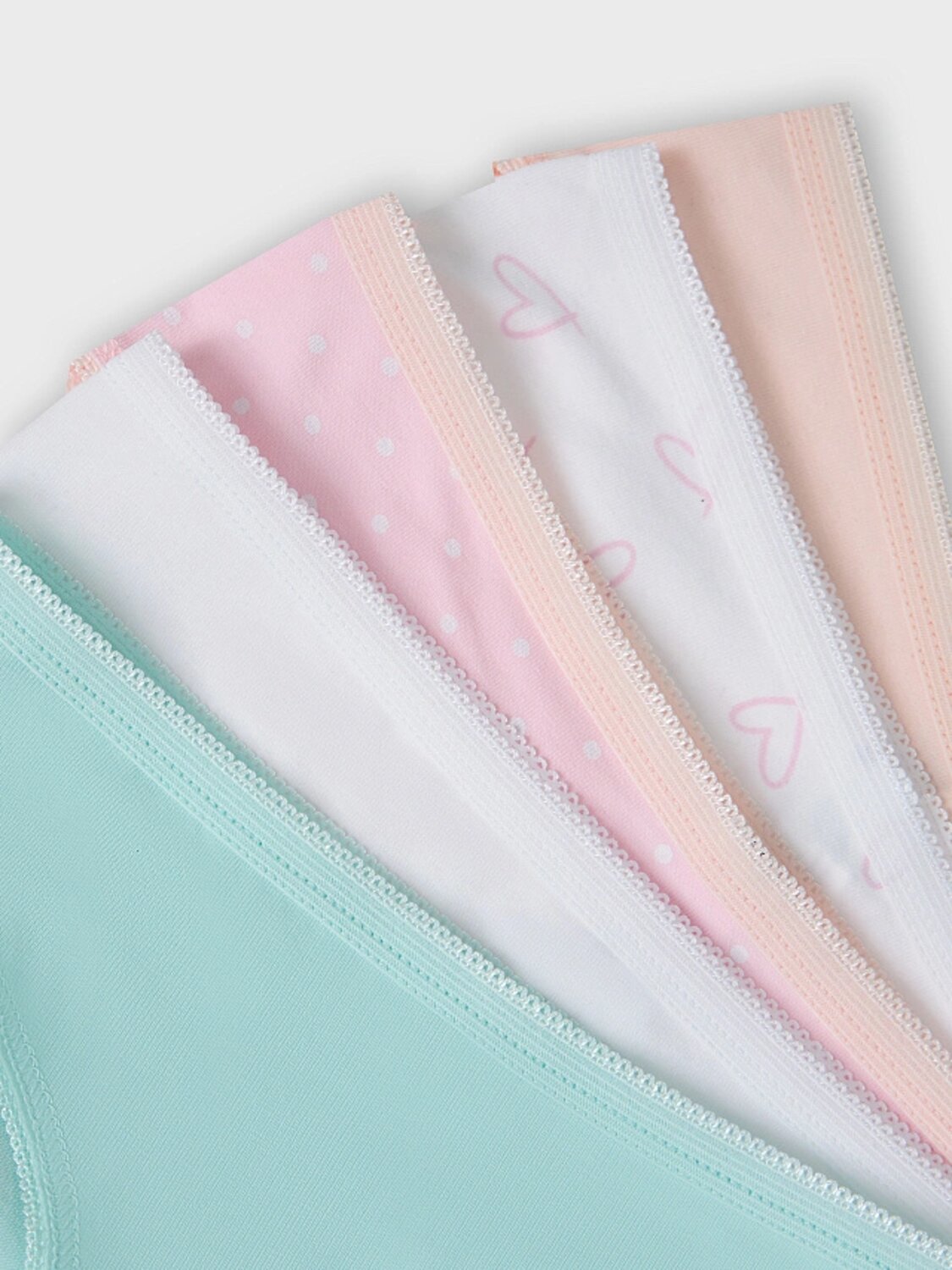 MARK FORMELLE Трусы 586797 417729-5 сердечки на белом