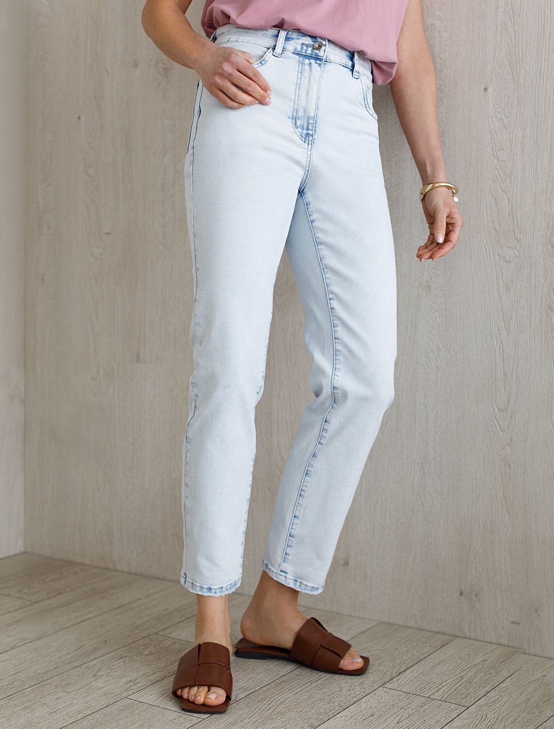 VILATTE Джинсы 586905 D54.324 светло-голубой