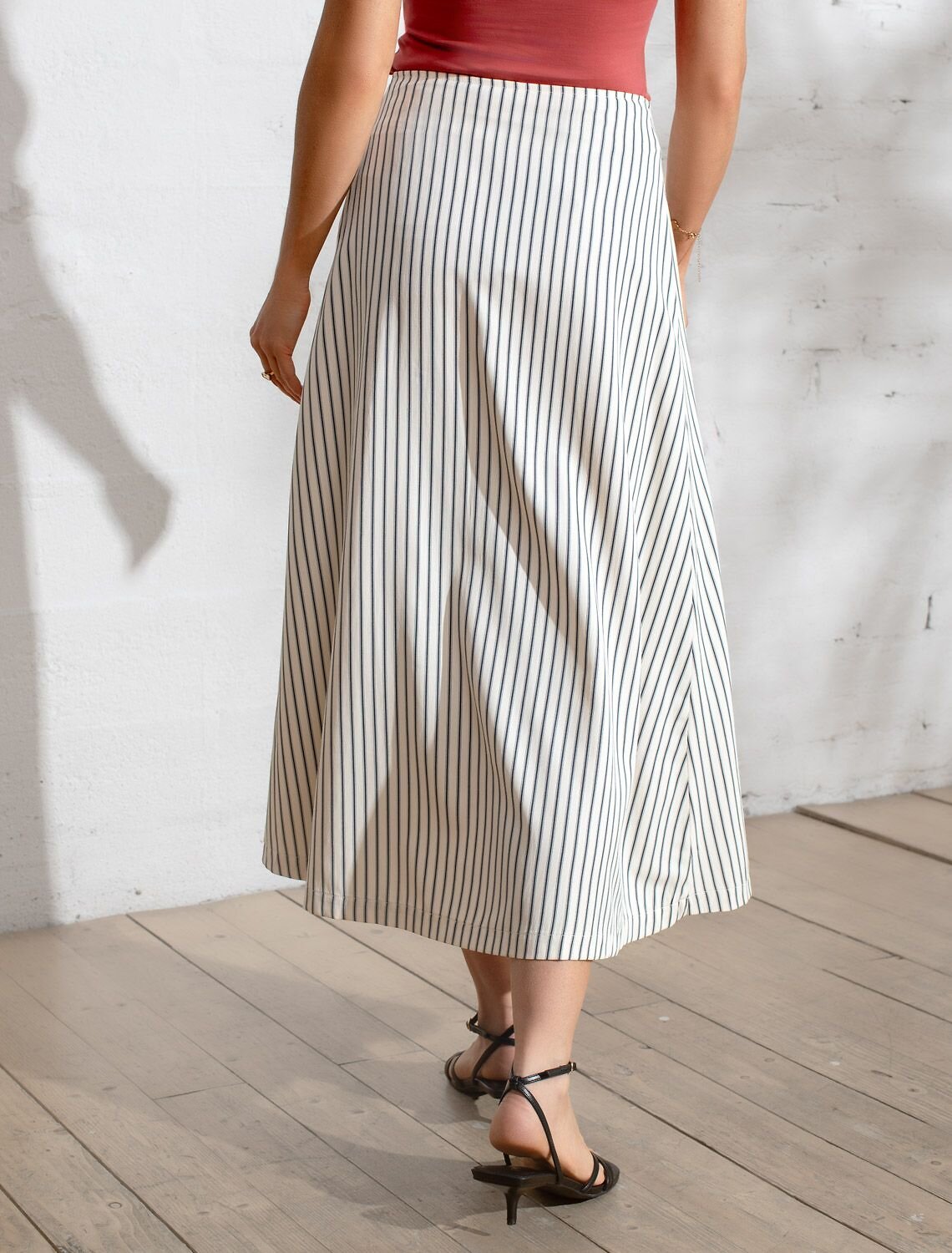 VILATTE Юбка 587376 D26.207 молочный-синий