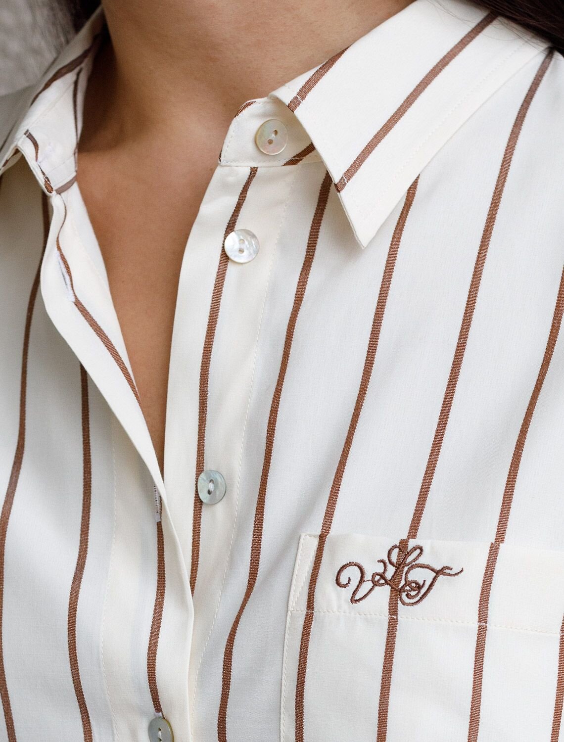 VILATTE Блузка 587381 D29.298 светло_бежевый-кофейный