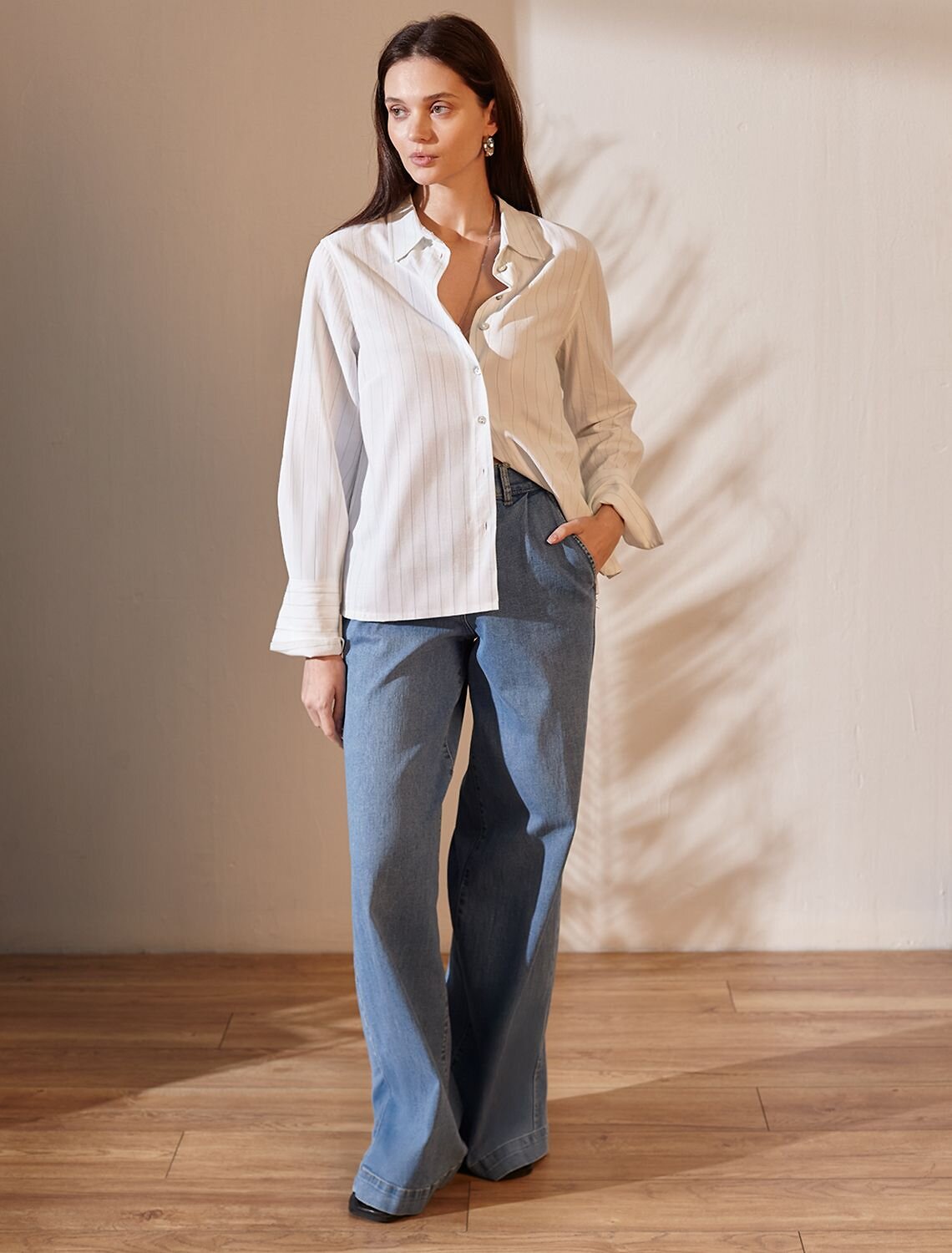 VILATTE Блузка 587383 D29.300 белый-светло-оливковый