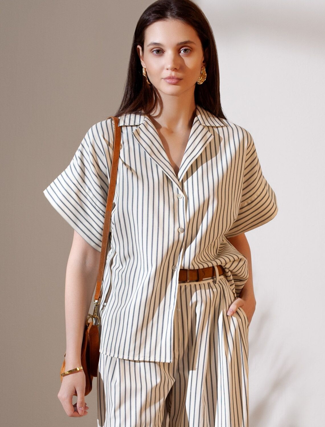 VILATTE Блузка 587392 D29.340 молочный-синий