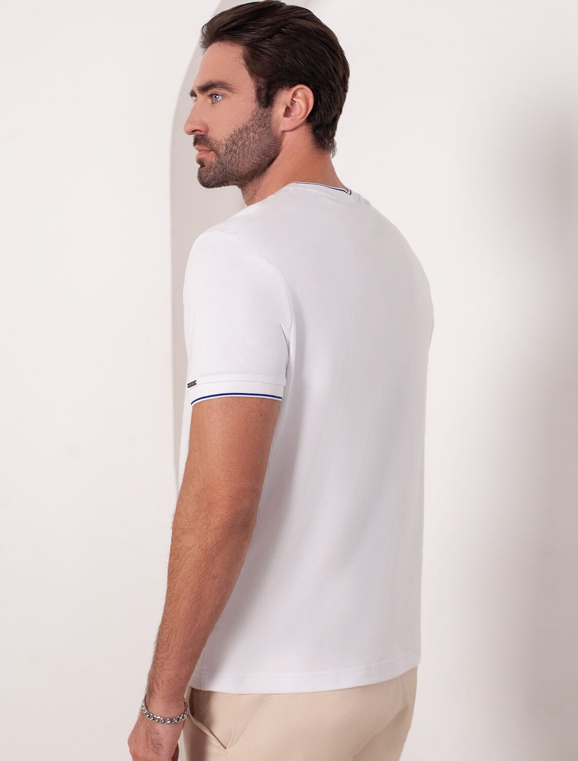 VILATTE Футболка 587413 U49.056 белый с полосой