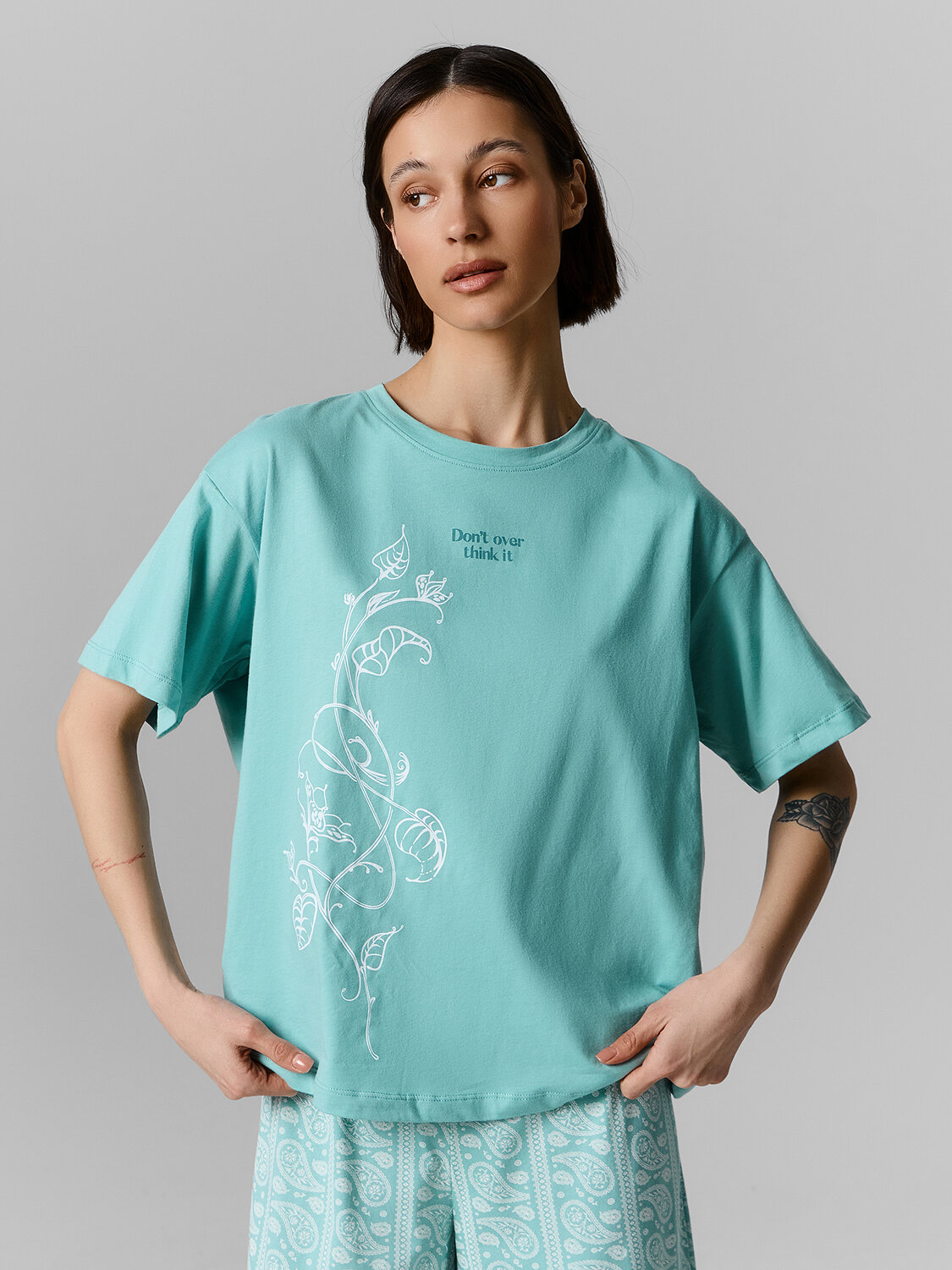 MARK FORMELLE Комплект 587632 592600 пыльная бирюза +пейсли на бирюзовом