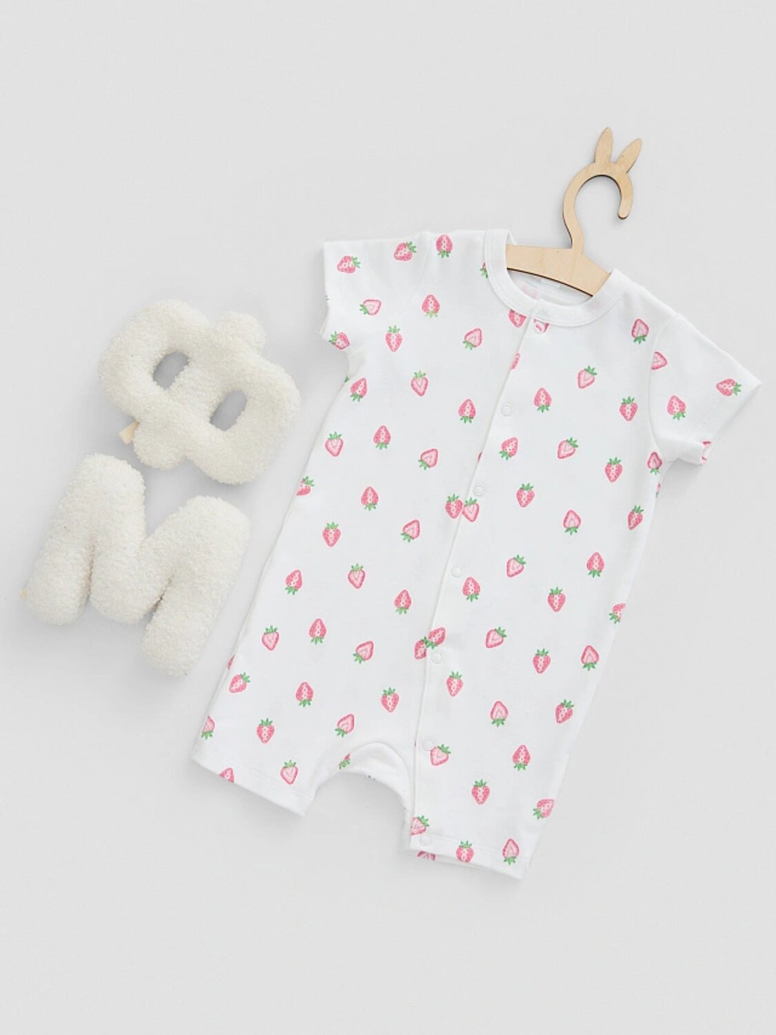 MARK FORMELLE Полукомбинезон 587649 13021 клубничка на белом