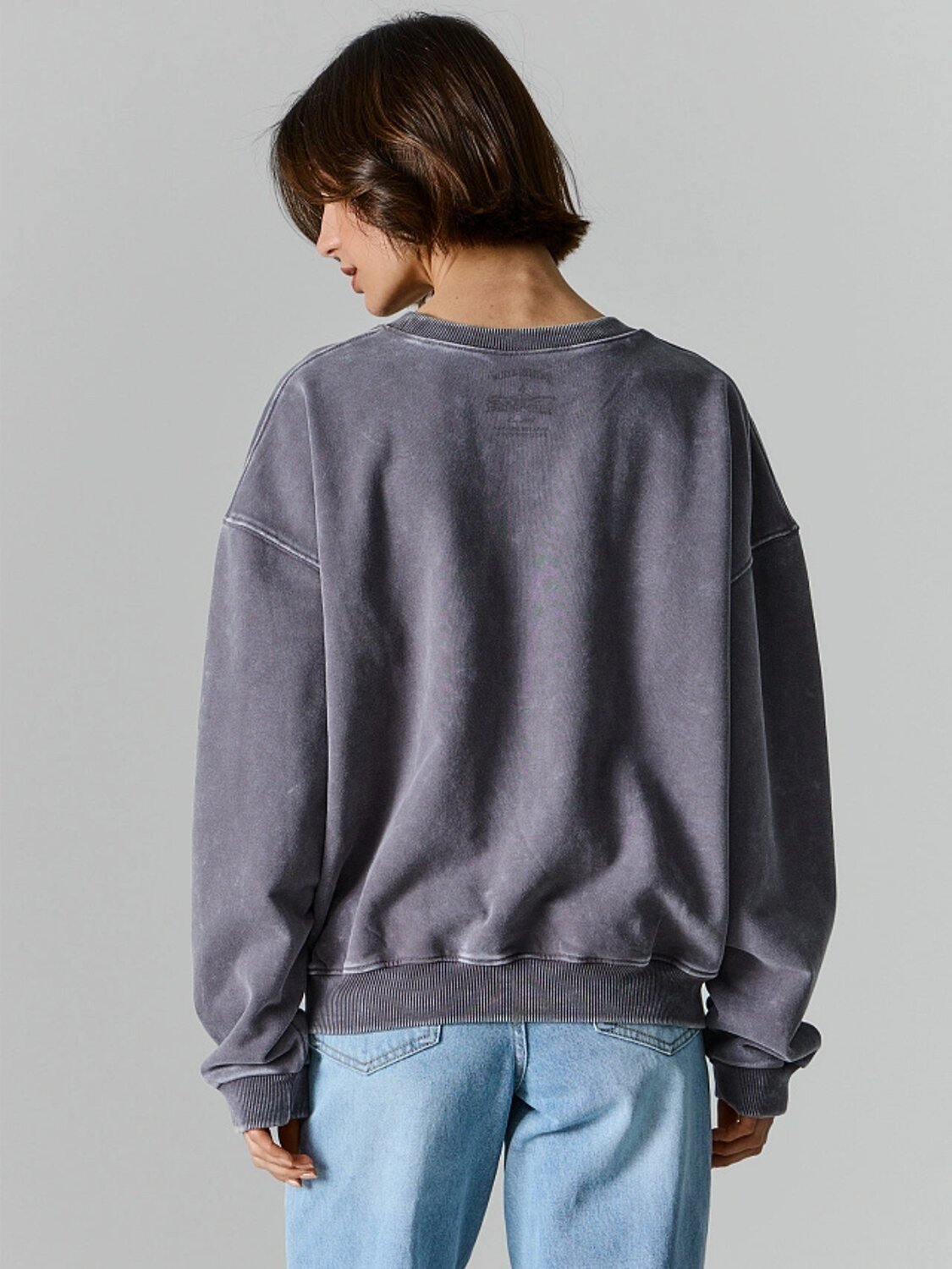 MARK FORMELLE Свитшот 587656 122530 ACID WASH на грозе +печать