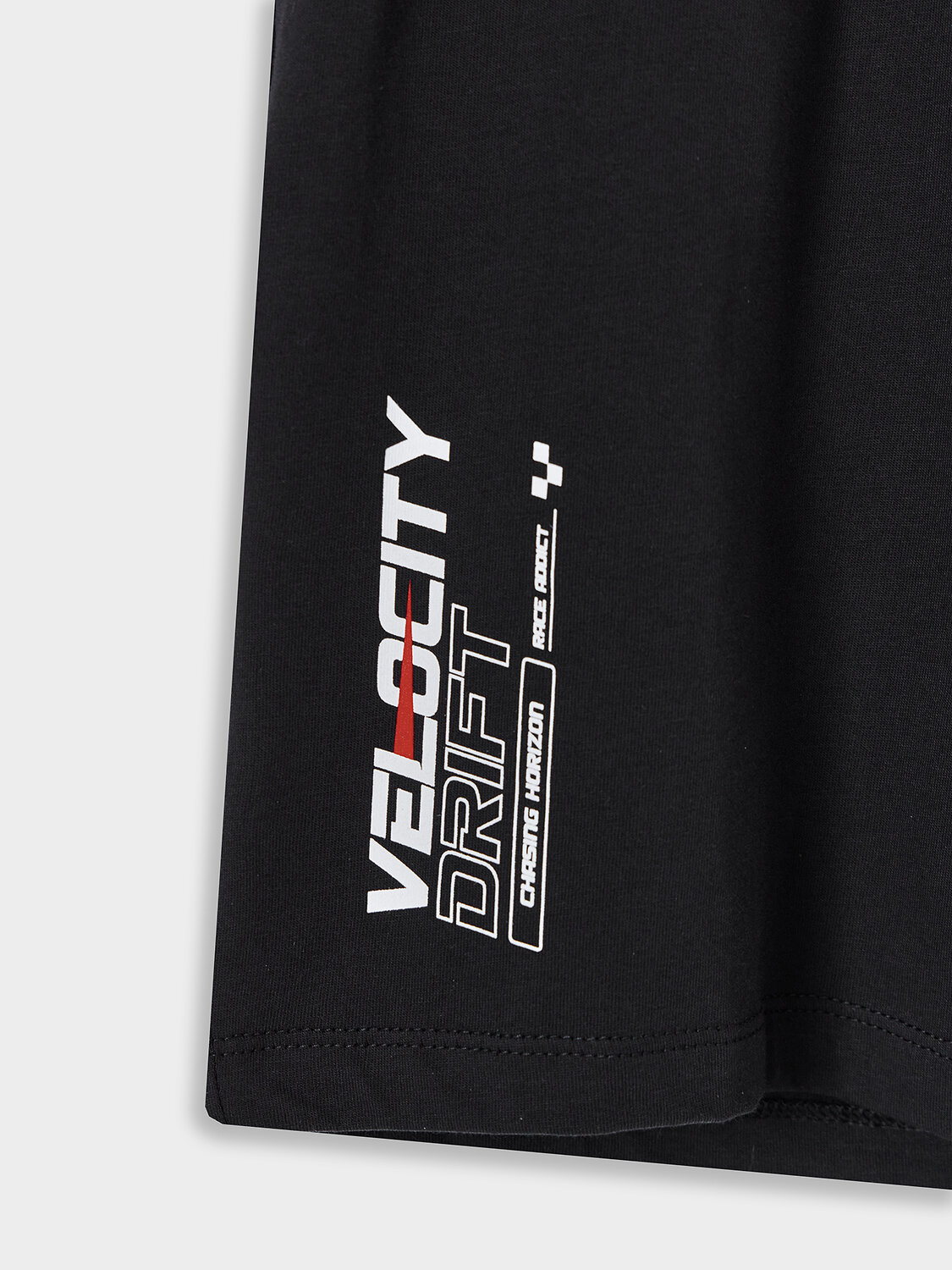 MARK FORMELLE Шорты 587684 133330 черный +печать