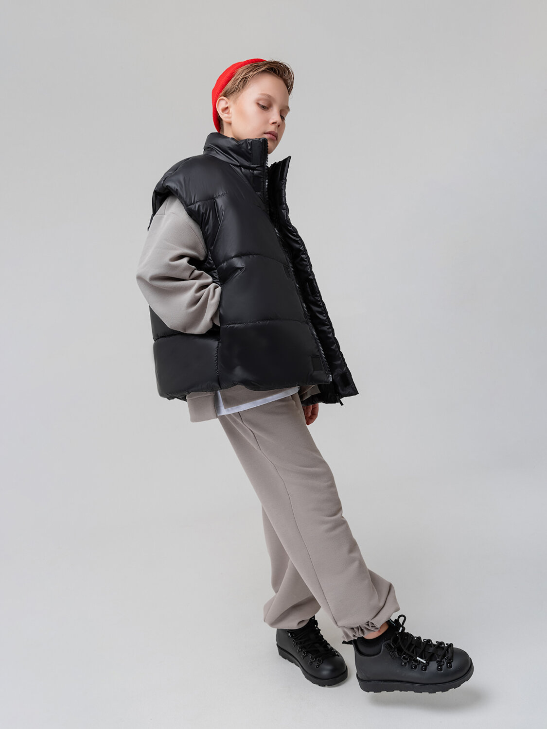 Bodo Жилет 587787 41-24MU черный