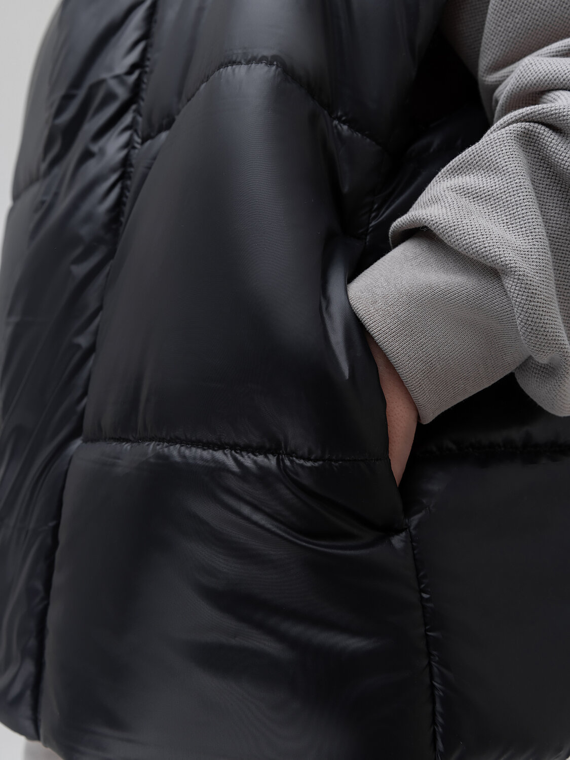 Bodo Жилет 587787 41-24MU черный