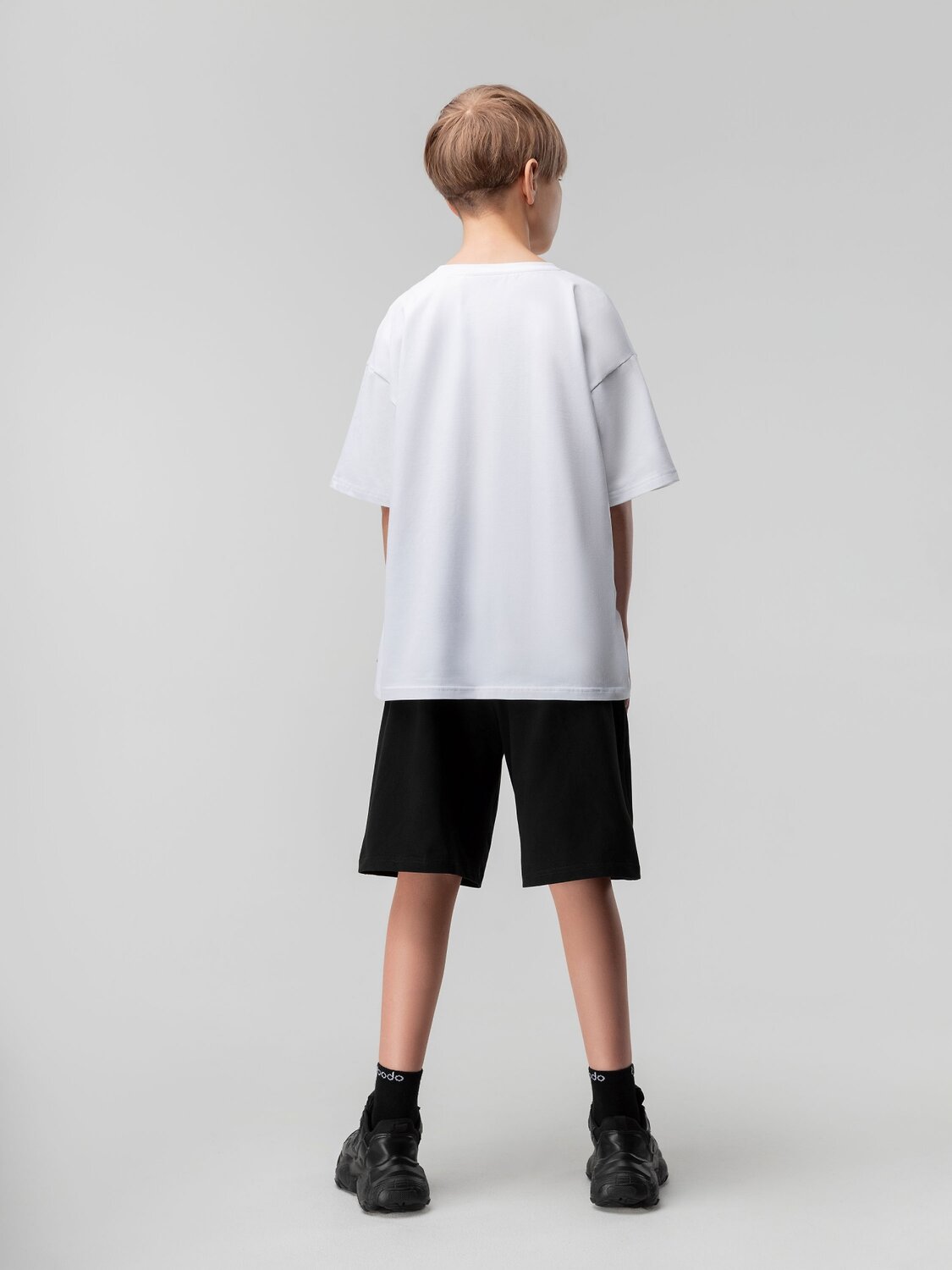 Bodo Костюм 587812 46-160MU белый (черный)