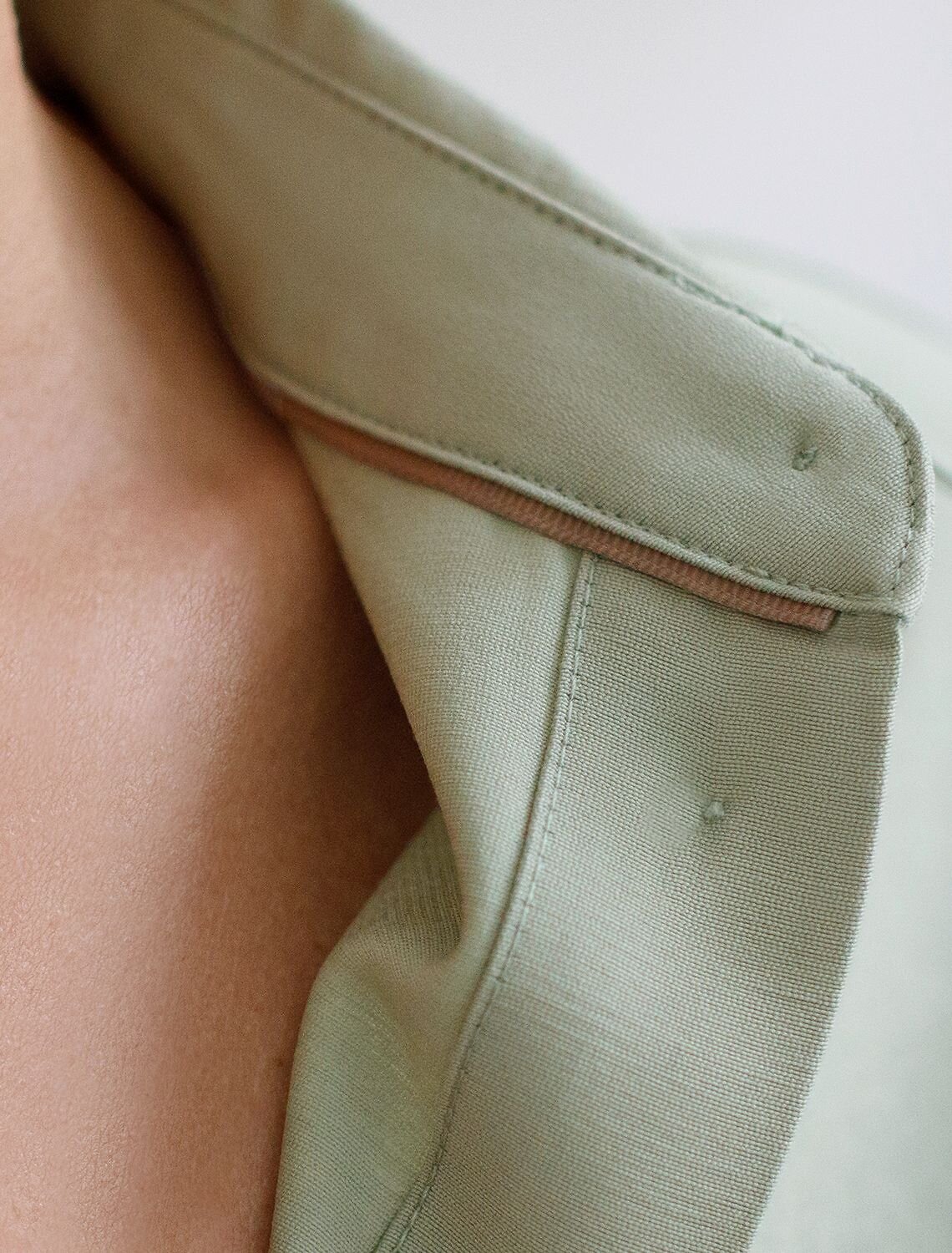 VILATTE Блузка 587879 D29.354 зеленый чай