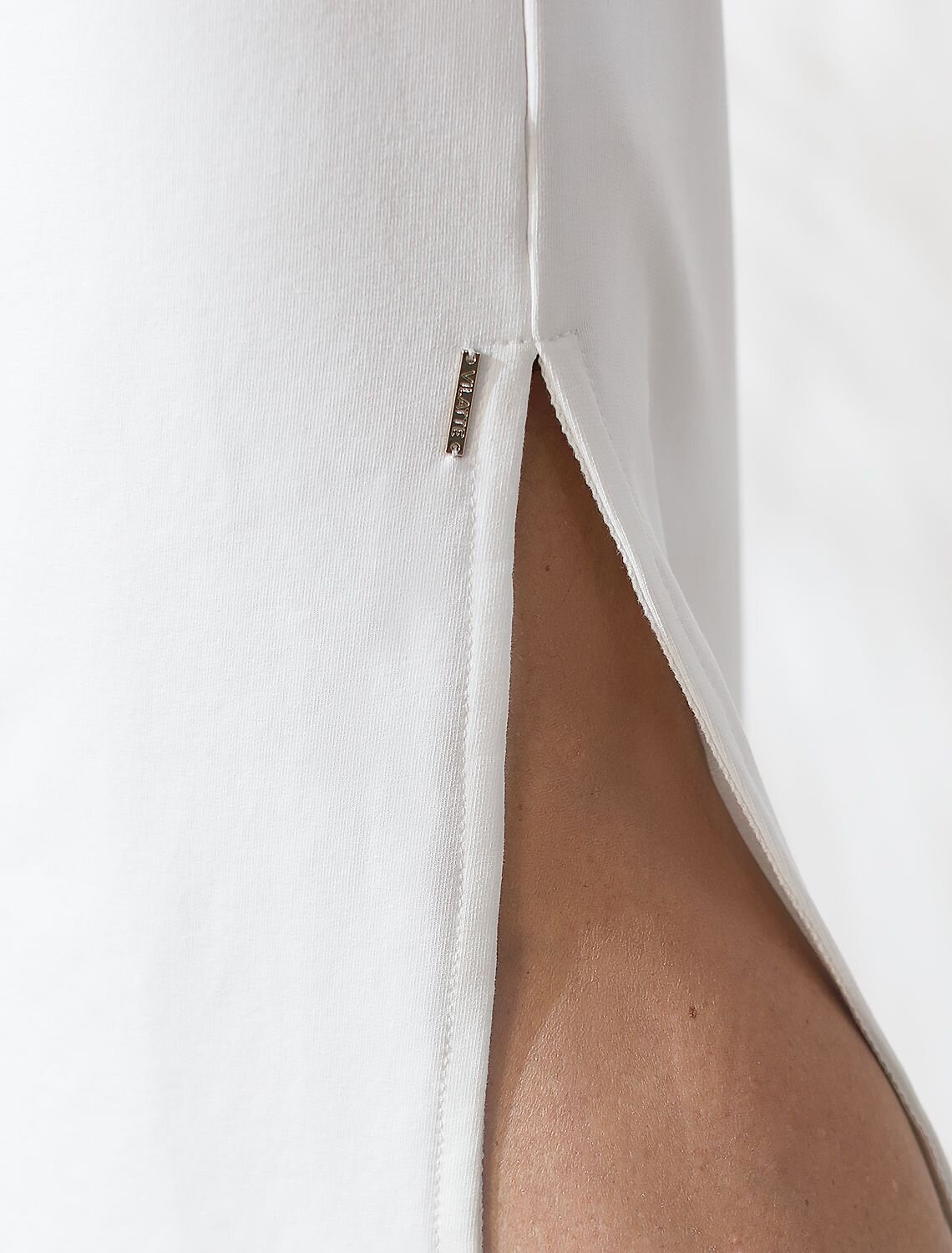 VILATTE Юбка 587894 D46.059 белый