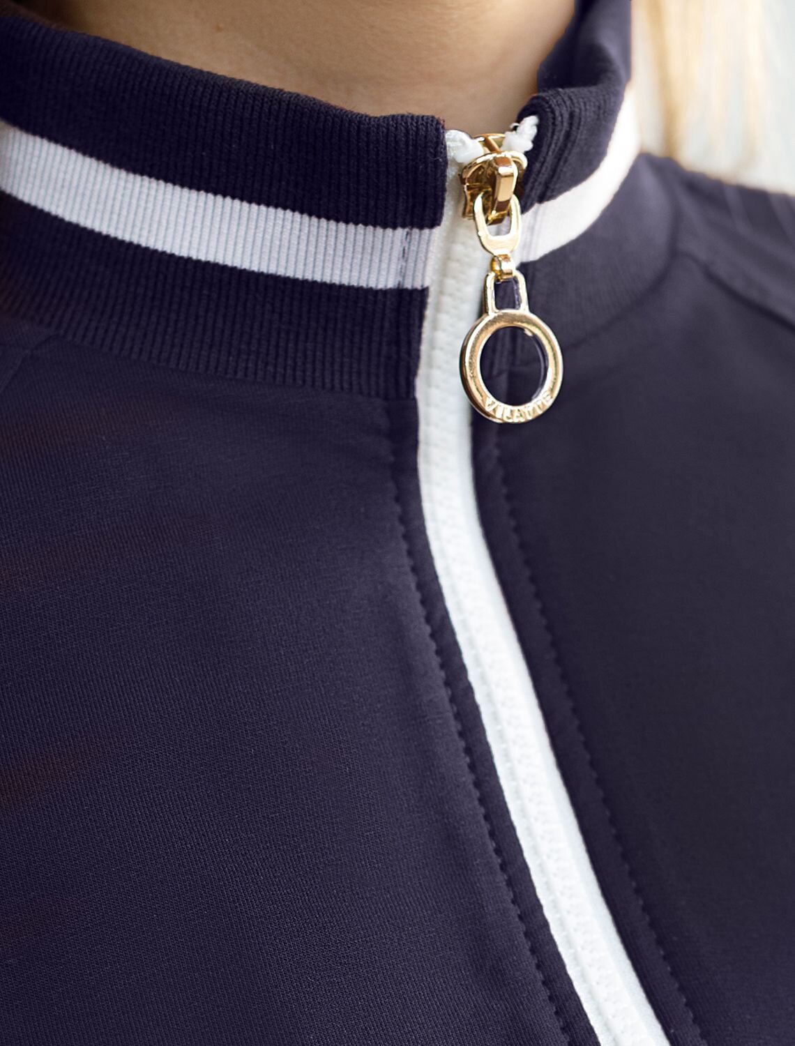 VILATTE Джемпер 587902 D49.171 т.синий