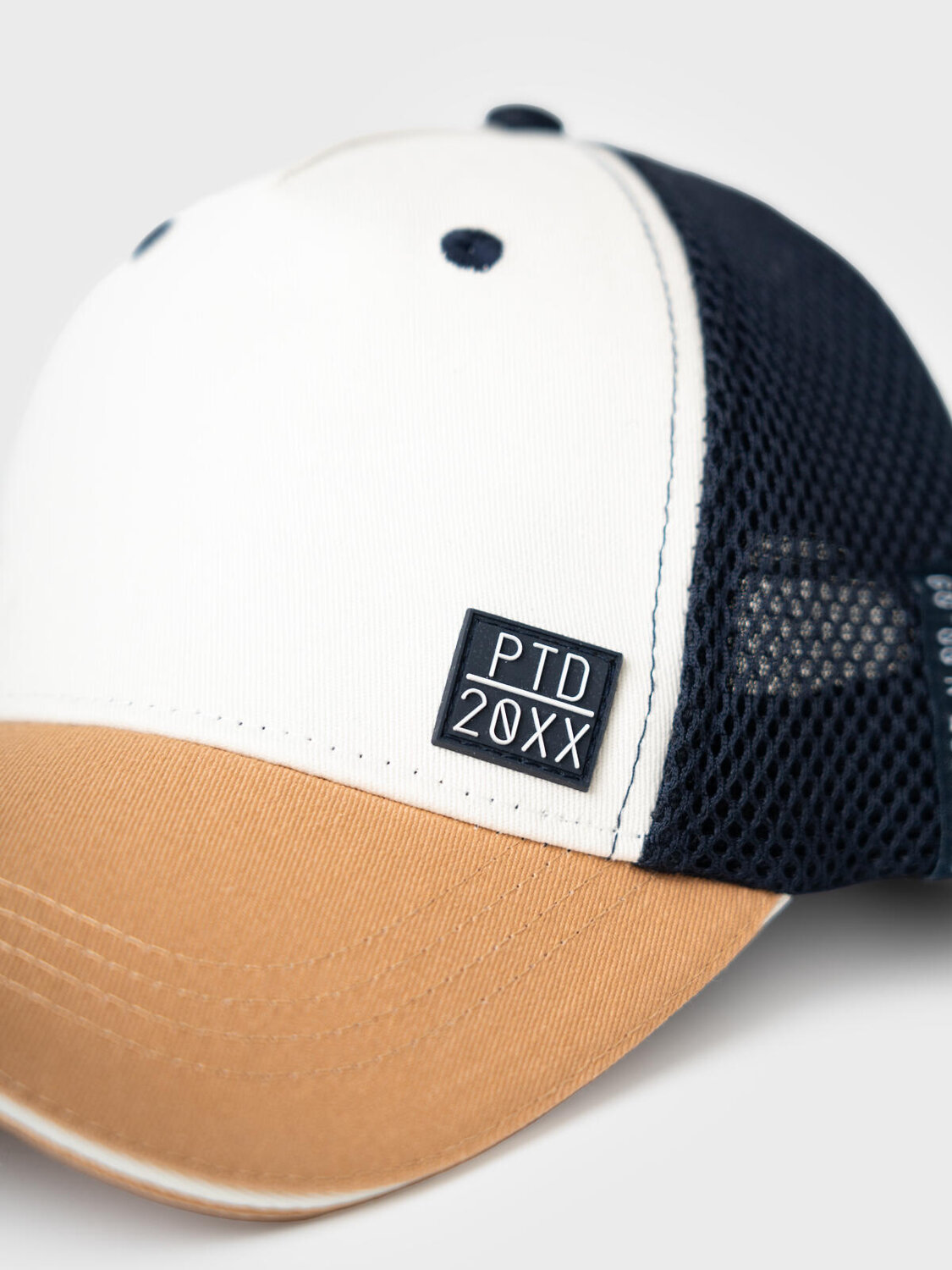 PLAYTODAY Кепка 587996 12611443 бежевый,тёмно-синий,белый