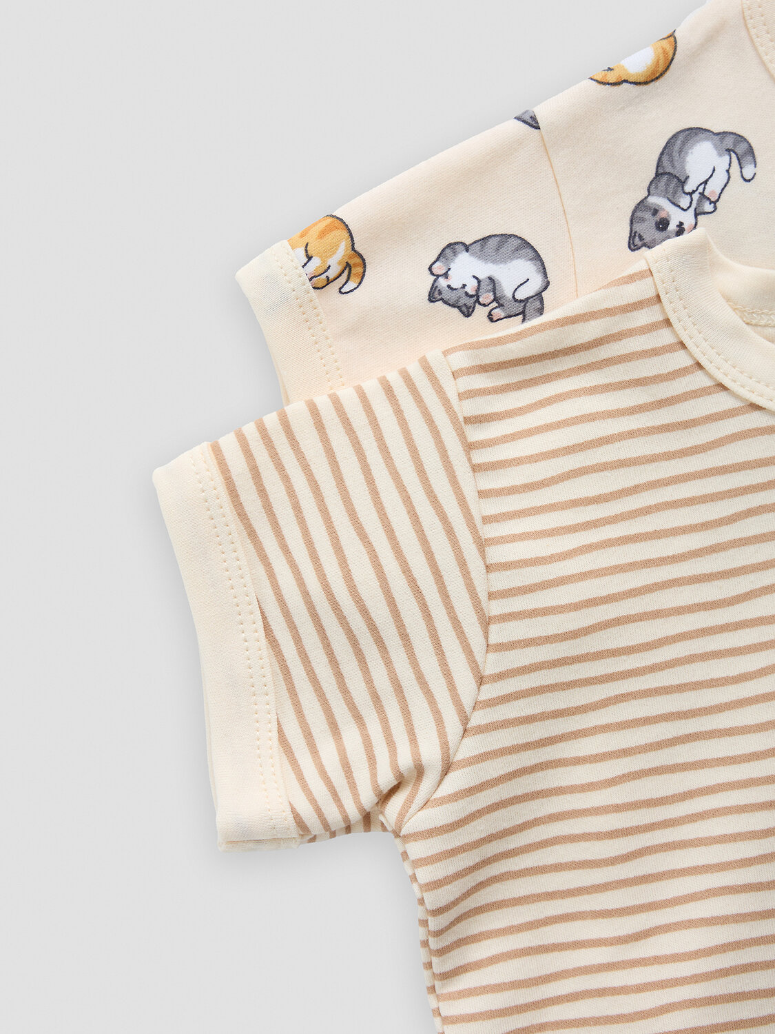 MARK FORMELLE Джемпер 588074 83108-2 котики на слив. масле +полоска на слив. масле