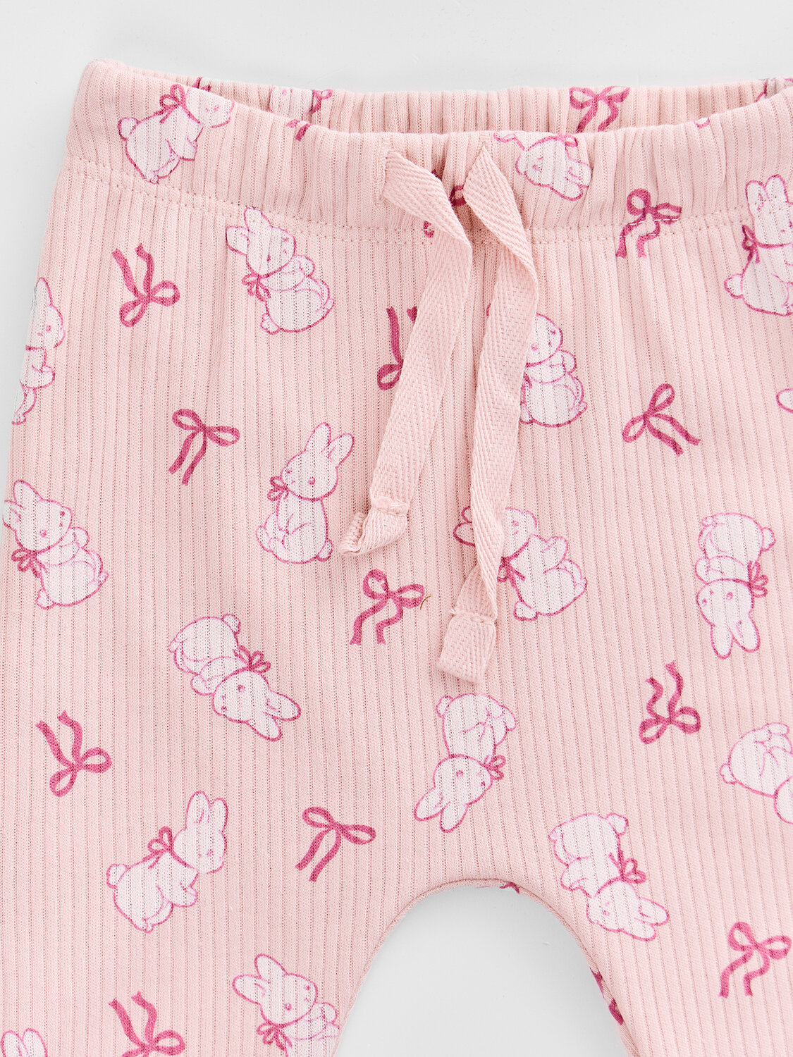 MARK FORMELLE Комплект 588085 89408 бантики и зайки на розовом