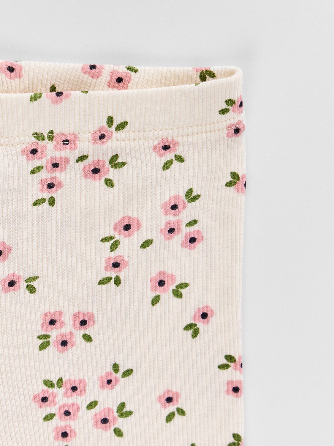 MARK FORMELLE Комплект 588088 89413 цветочки на молочном