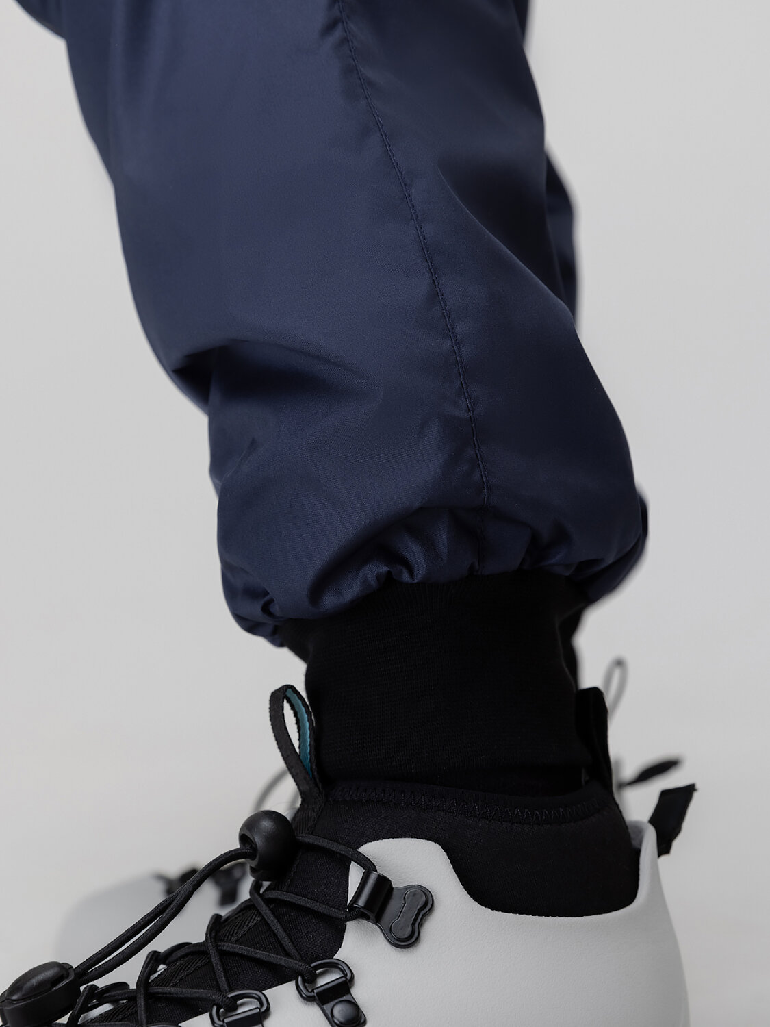 Bodo Костюм 588154 32-52МU темно-синий