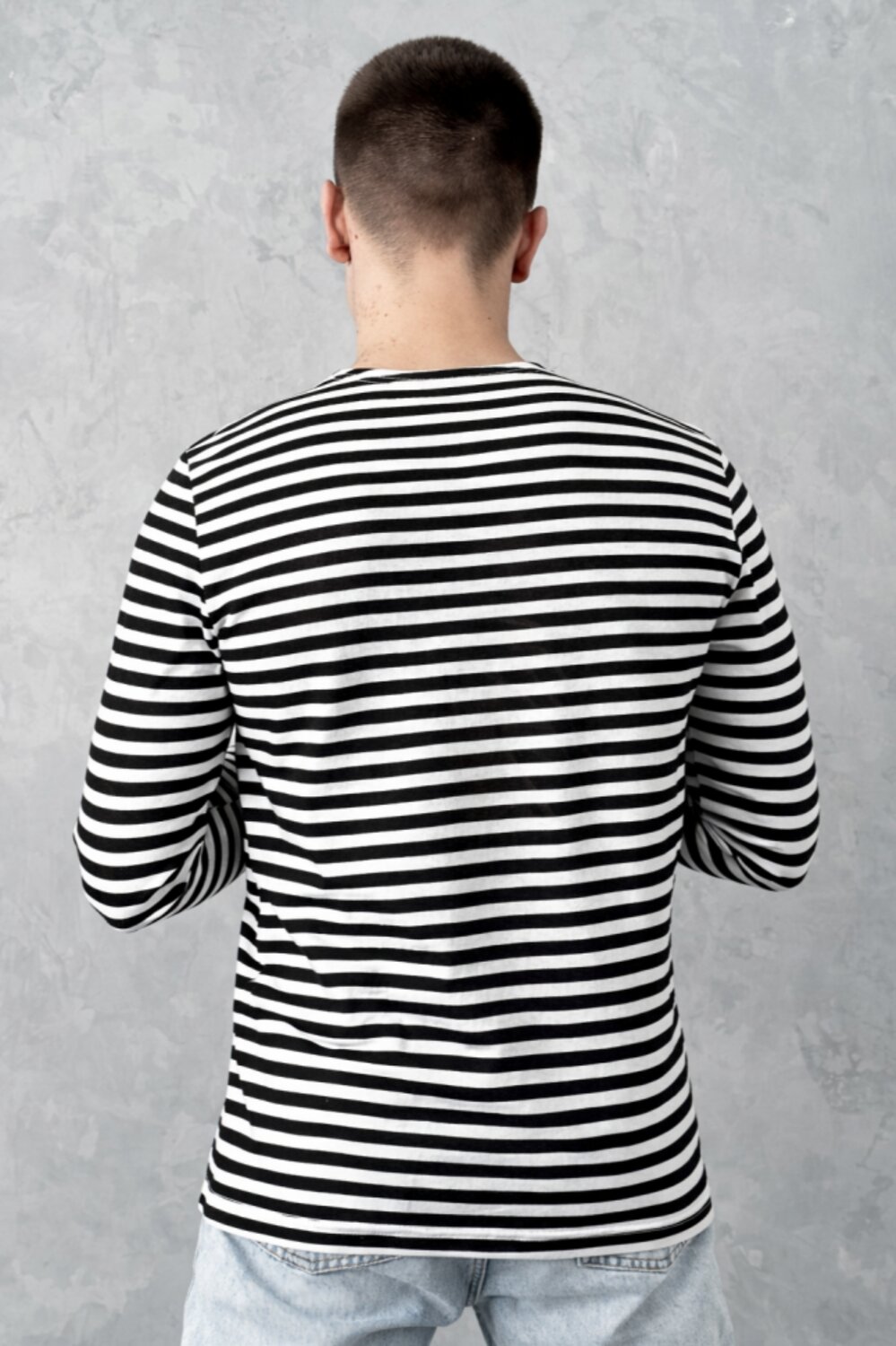 Binita Джемпер 588263 430/1-1 черно-белый