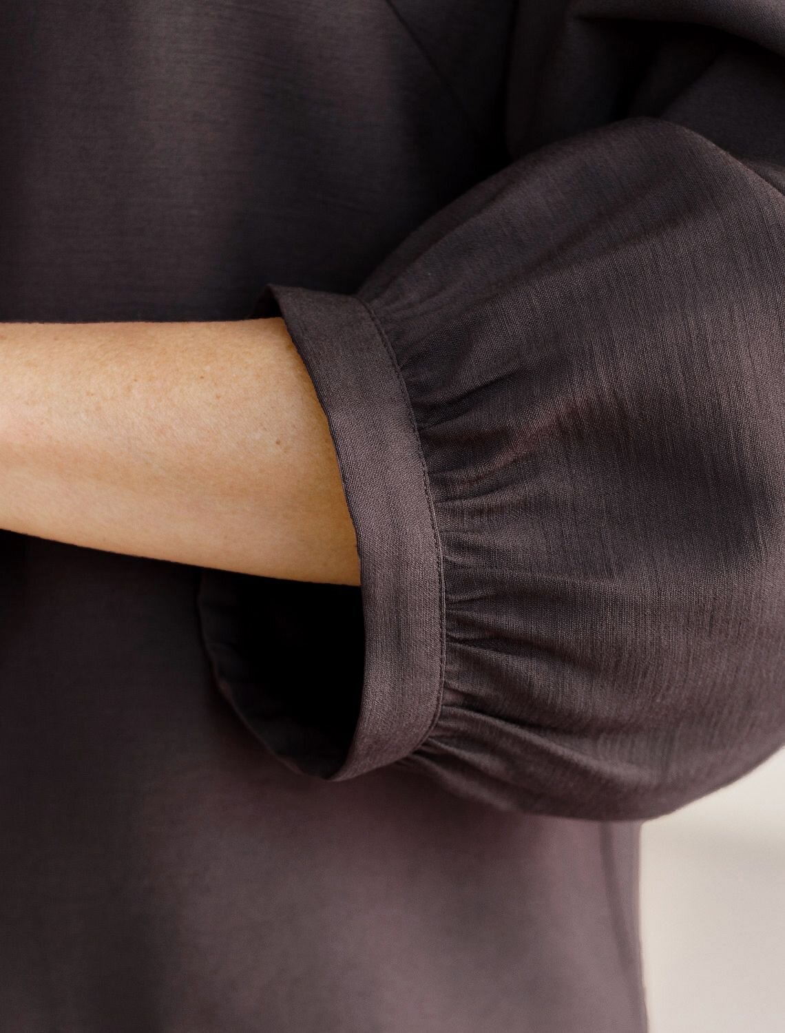 VILATTE Блузка 588334 D29.356 кофейный