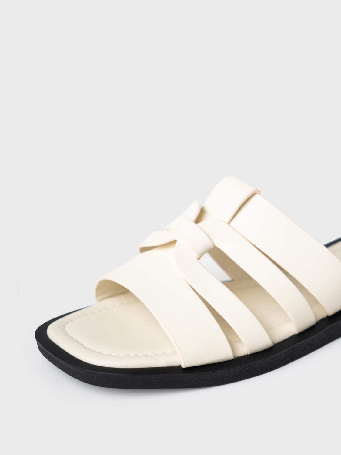 PLAYTODAY Сабо 588398 12666730 белый