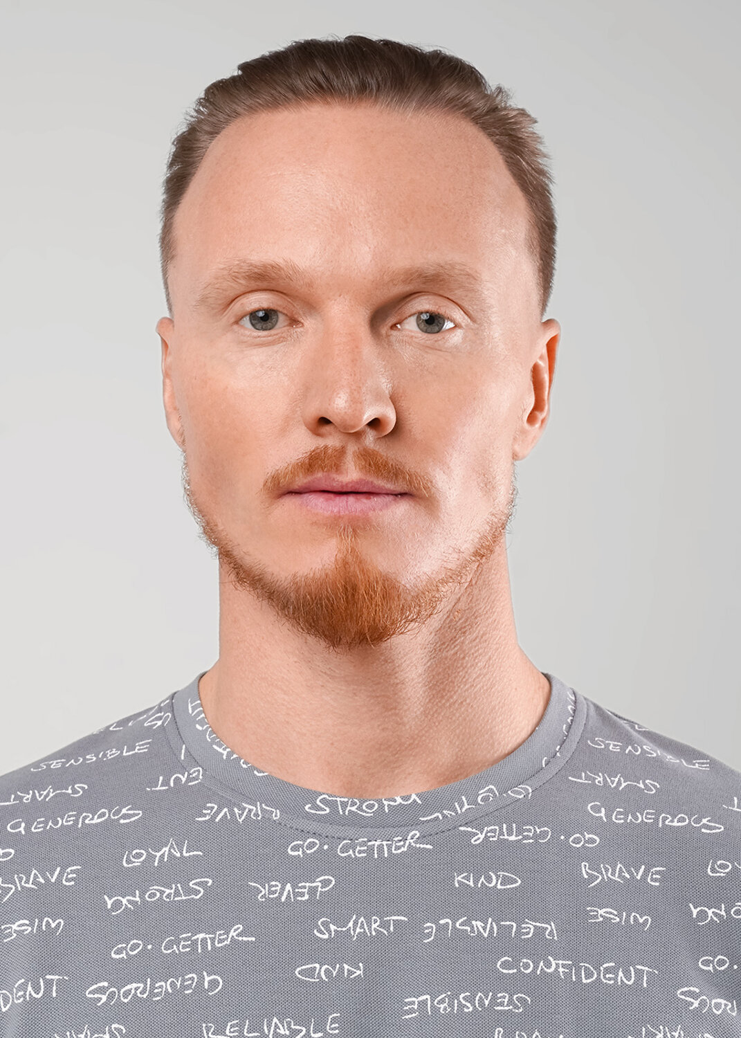 CLEVER Футболка 588679 562475/13зн серый/белый