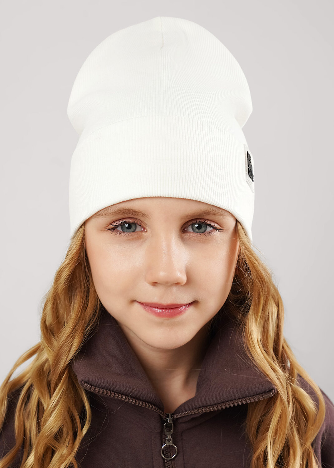 CLEVER Шапка 588751 566606ш молочный