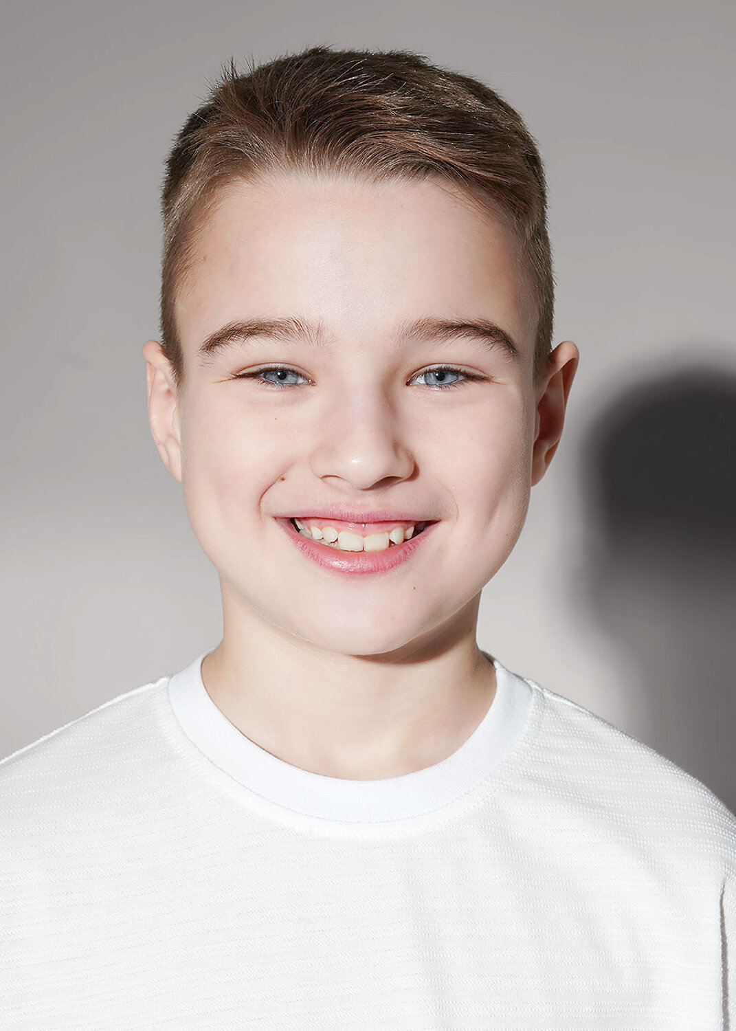 CLEVER Футболка 588791 867031/14кж молочный