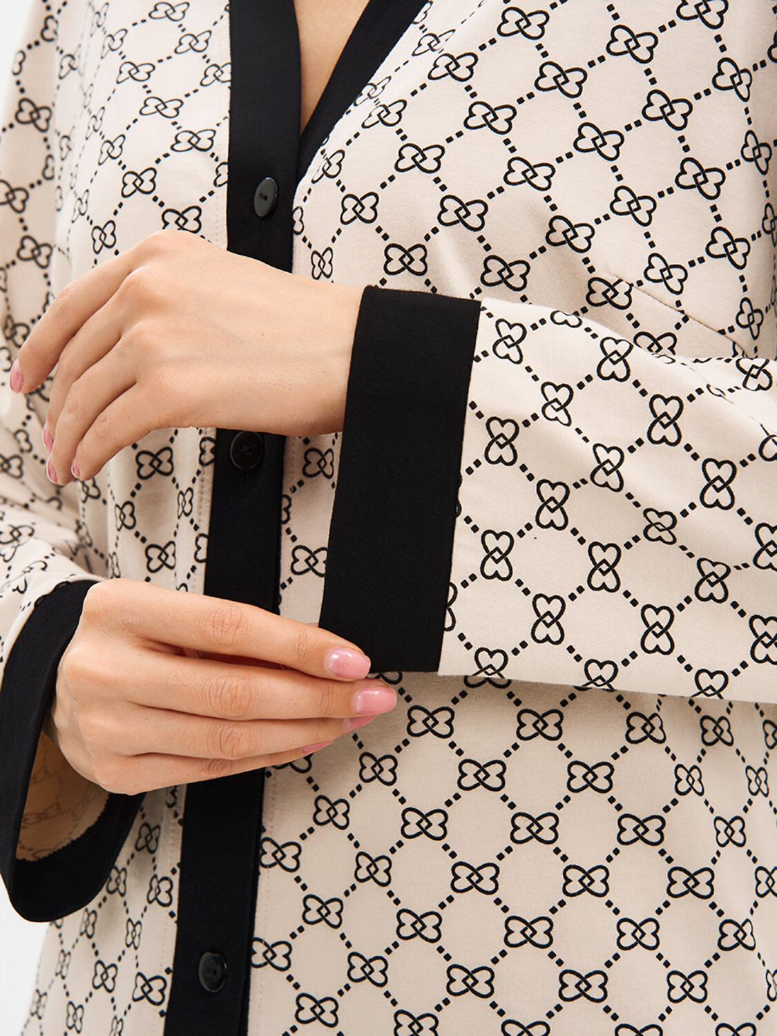 Omsa Пижама 588814 OmD 0232D ALTA MODA Пижама принт. женская (Рубашка+Брюки прямые), CO Beige (Бежевый)