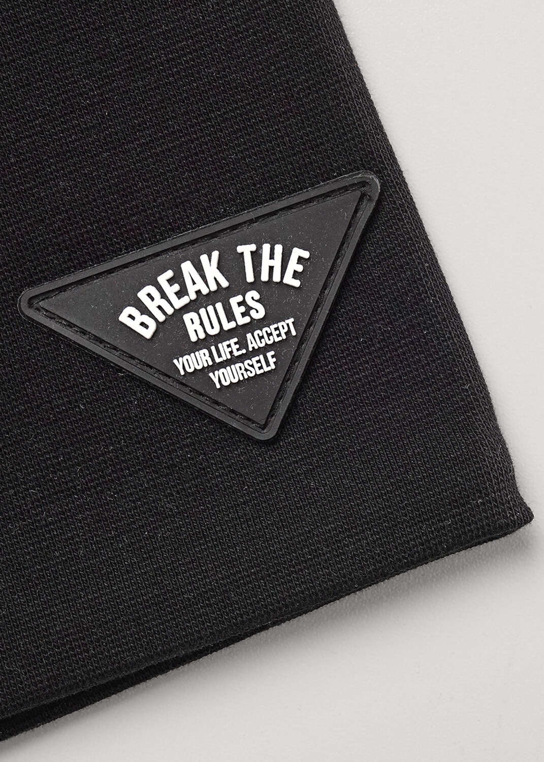 CLEVER Шапка 588930 565712/1р чёрный/св.зелёный