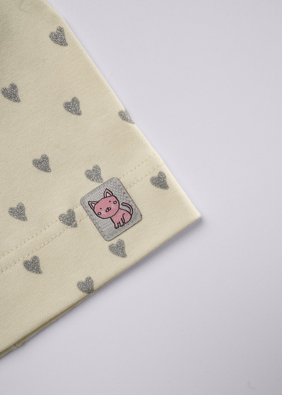 CLEVER Шапка 588948 566608/1рп молочный