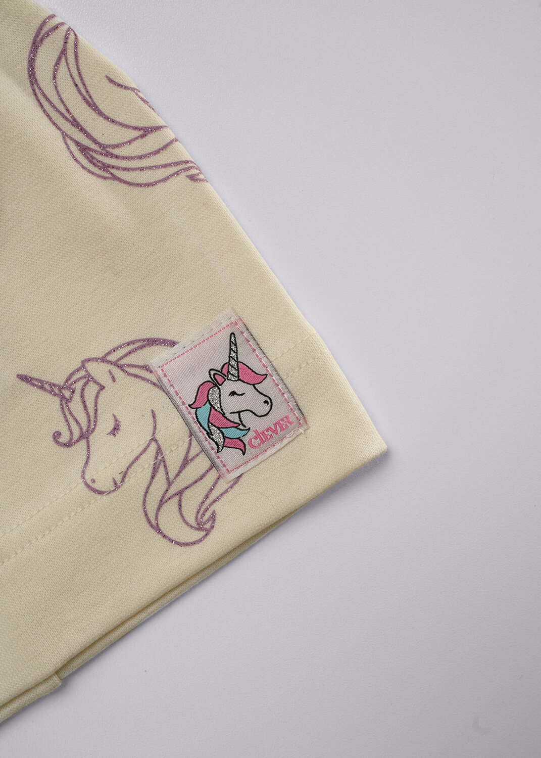 CLEVER Шапка 588950 566608/2рп молочный