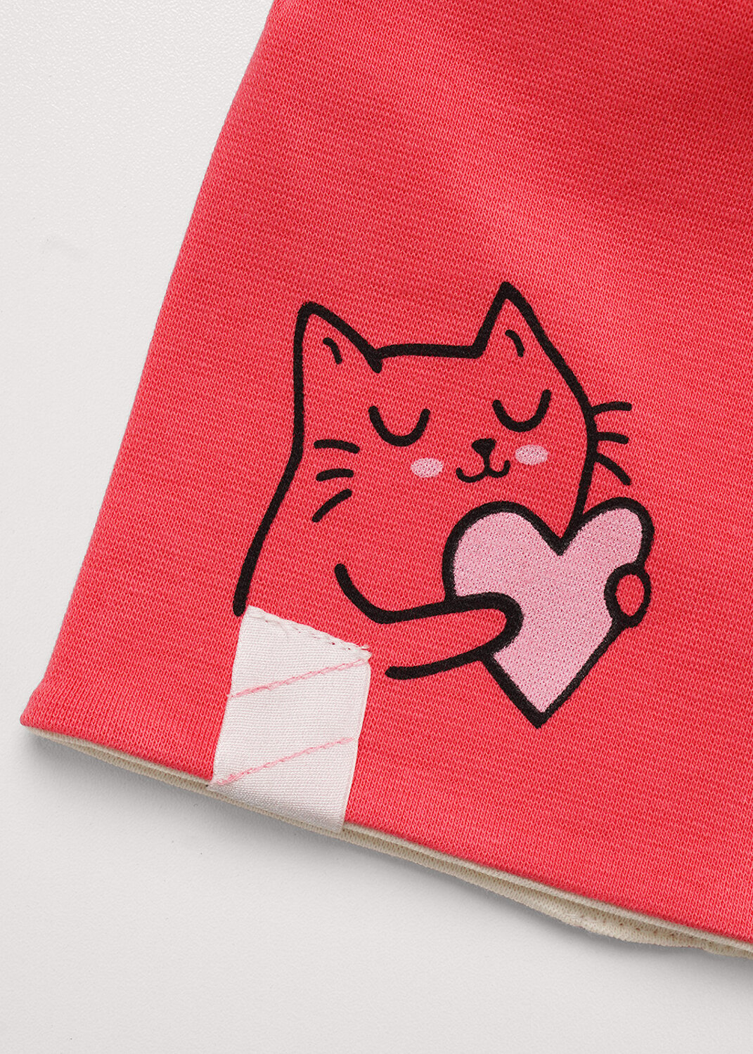 CLEVER Шапка 588952 567374рп св.красный/молочный