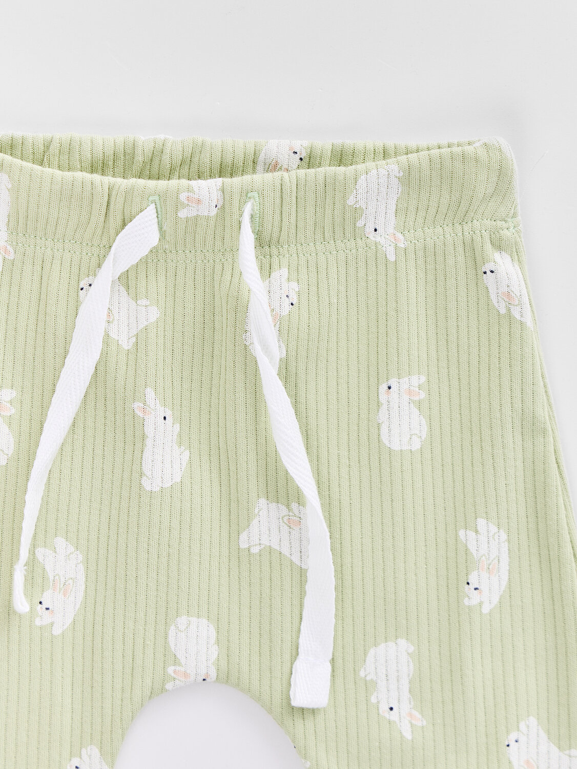 MARK FORMELLE Комплект 589013 89408 св.зеленый +зайчата на св.зеленом