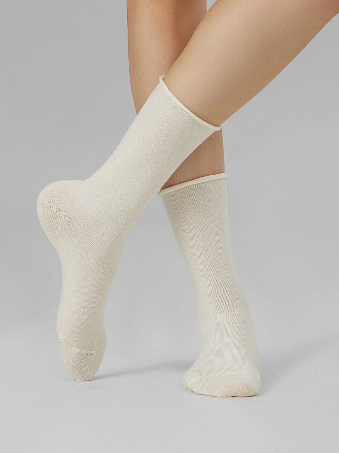 MARK FORMELLE Женские носки 589036 245A-1303 молочный /капучино /карамель/