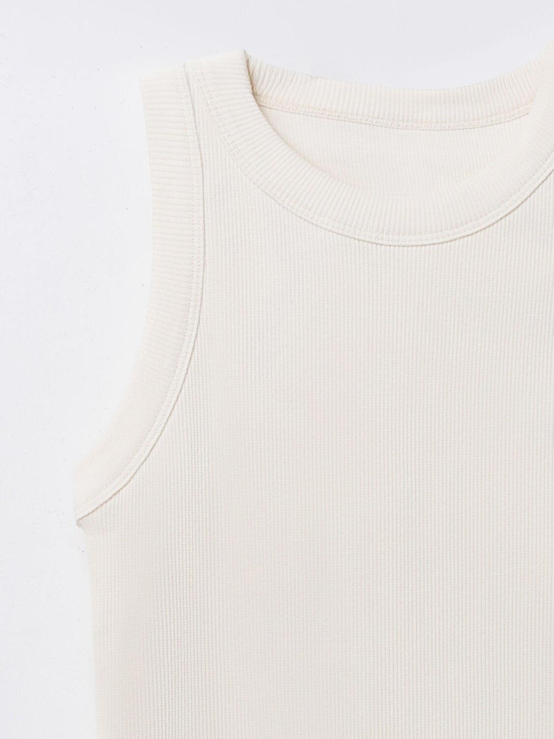 MARK FORMELLE Топ 589076 302842 молочный