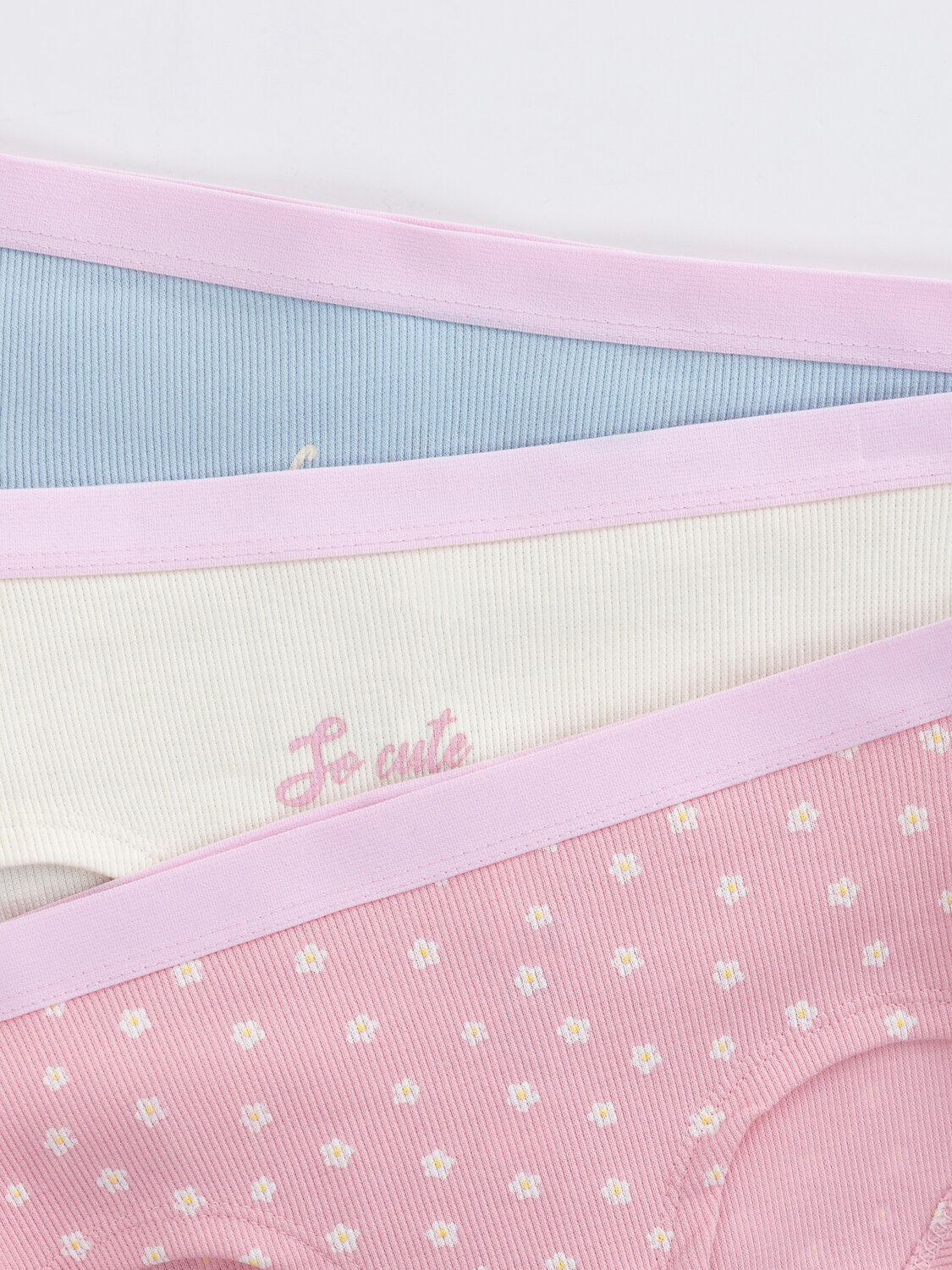 MARK FORMELLE Трусы 589081 417738-3 молочный +печать