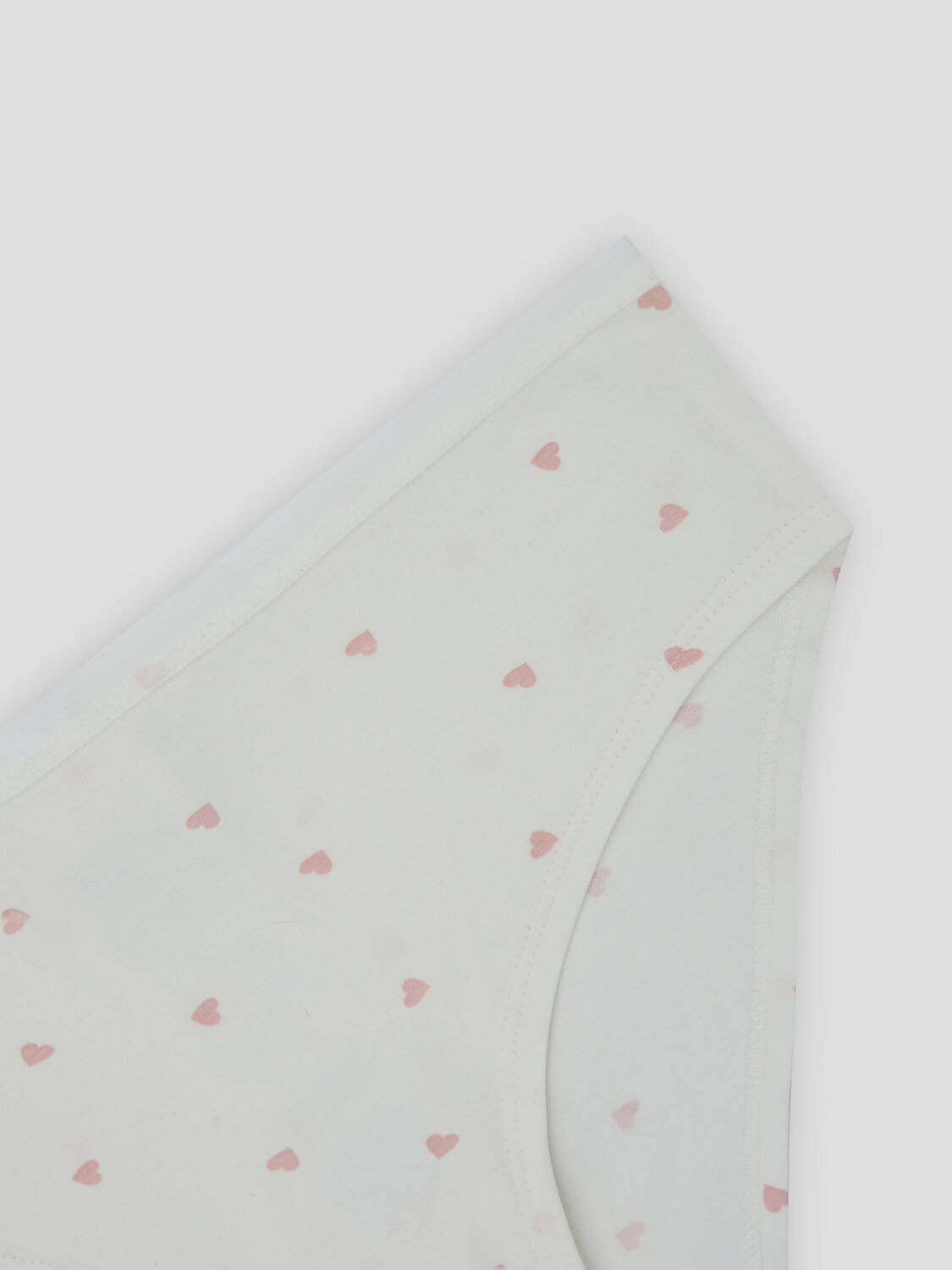 MARK FORMELLE Трусы 589097 412638 сердечки на св.молочном