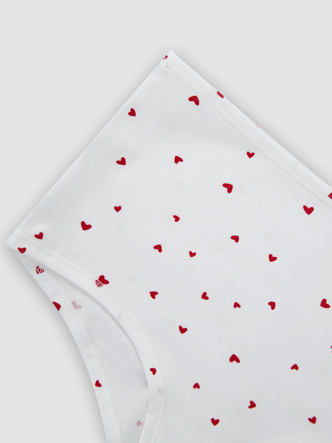 MARK FORMELLE Трусы 589117 412458 сердечки на белом