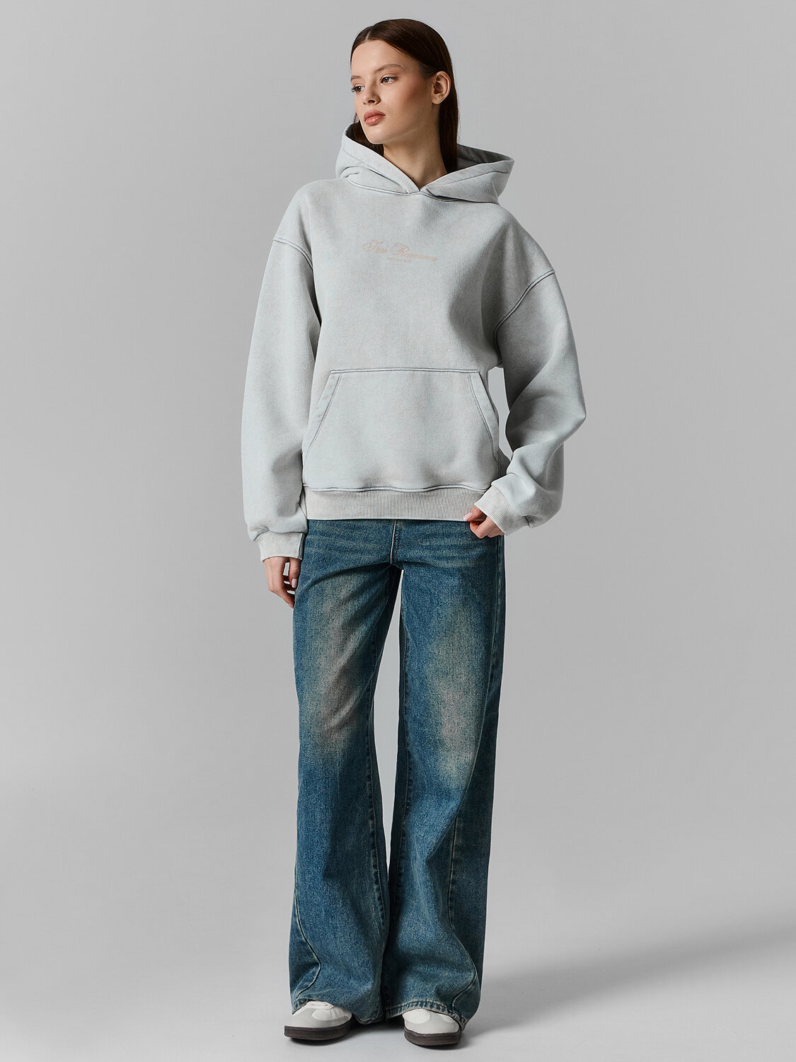 MARK FORMELLE Худи 589185 122524 ACID WASH пепельный +печать