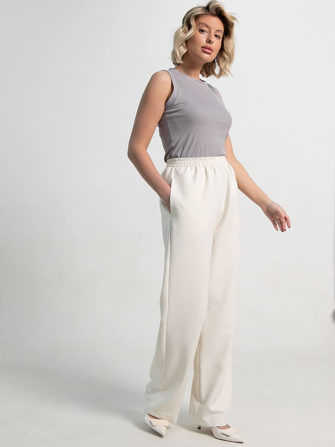 LT Collection Брюки 589417 Б15315-46М молочный