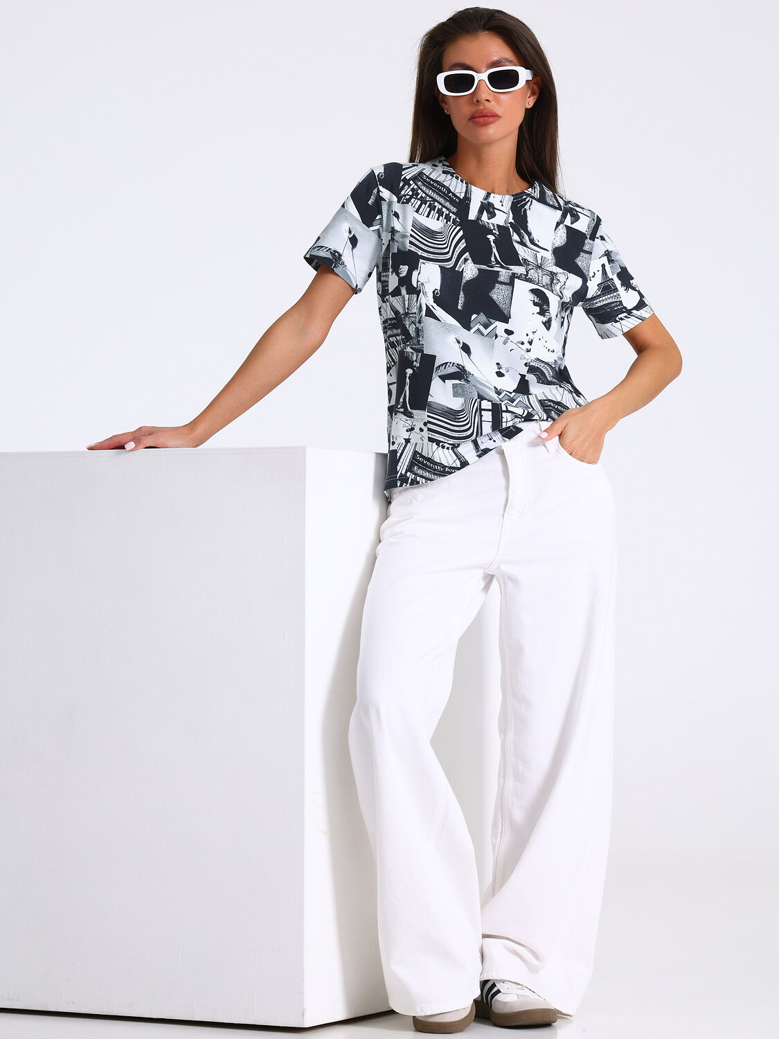 Апрель Футболка 589513 1ЖДФК3302804н черно-белые снимки