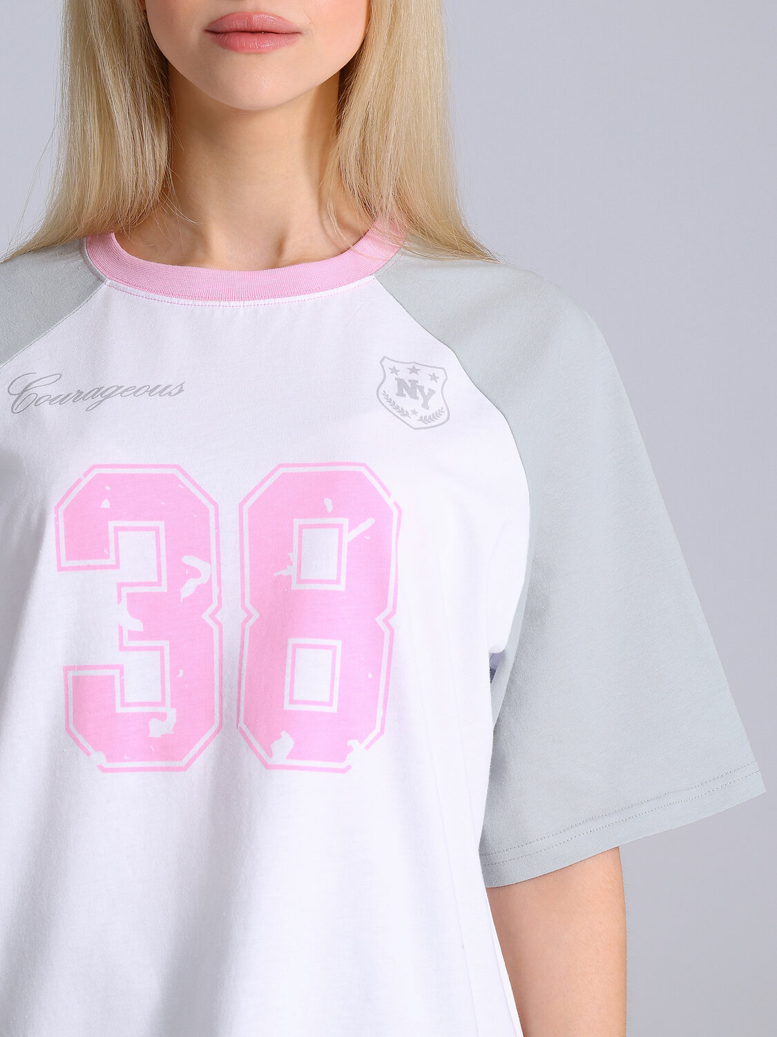 Апрель Футболка 589525 1ЖДФК5037001 белый+светло-серый+светло-розовый