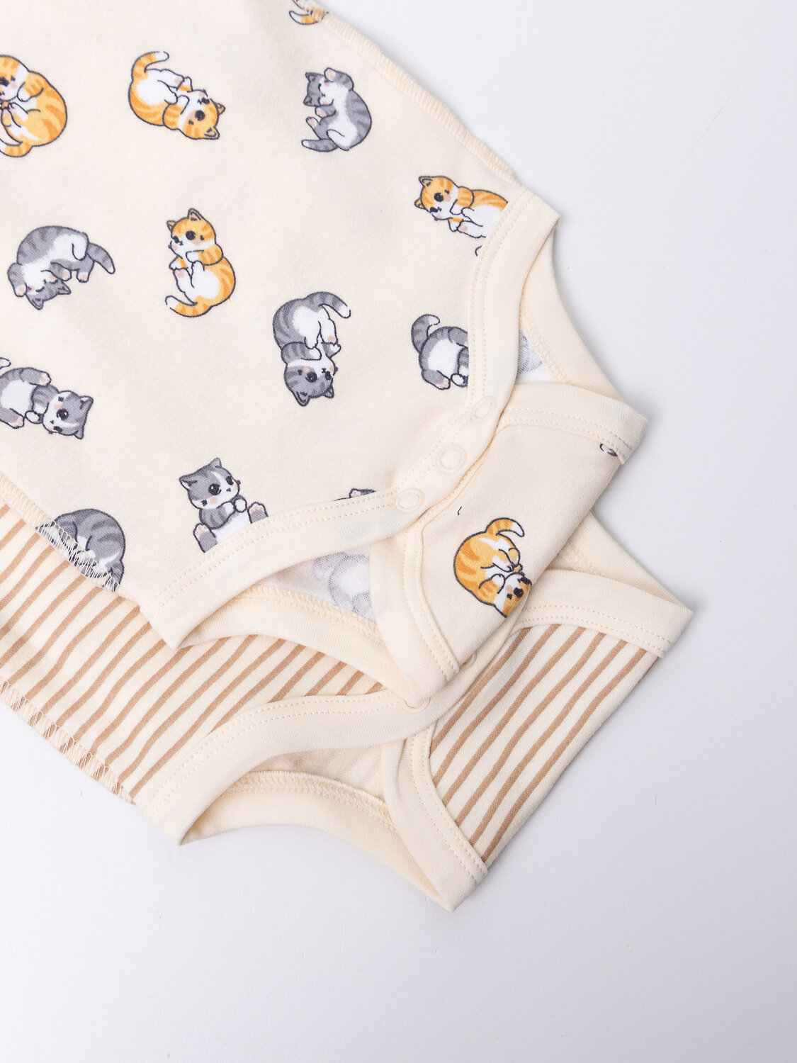 MARK FORMELLE Боди детское 589582 13015-1-2 котики на слив. масле +полоска на слив. масле