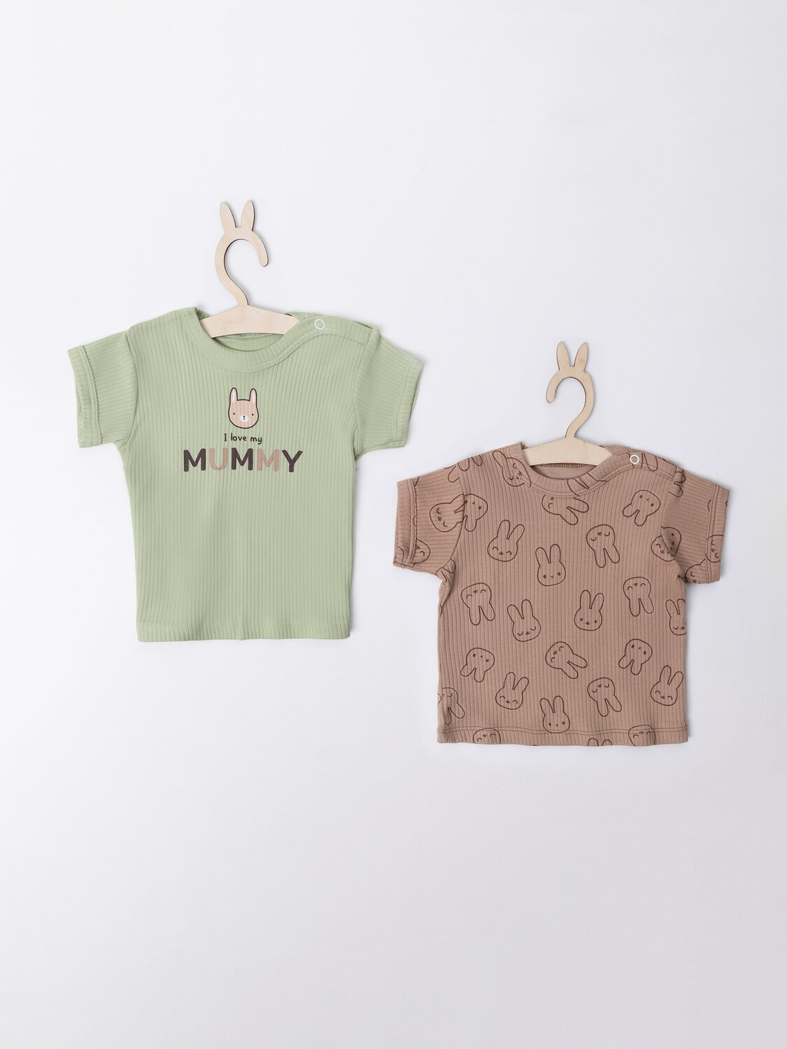 MARK FORMELLE Джемпер 589599 83108-2 зайки на бежевом +св.зеленый