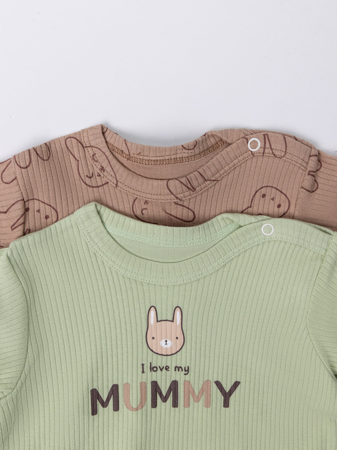 MARK FORMELLE Джемпер 589599 83108-2 зайки на бежевом +св.зеленый