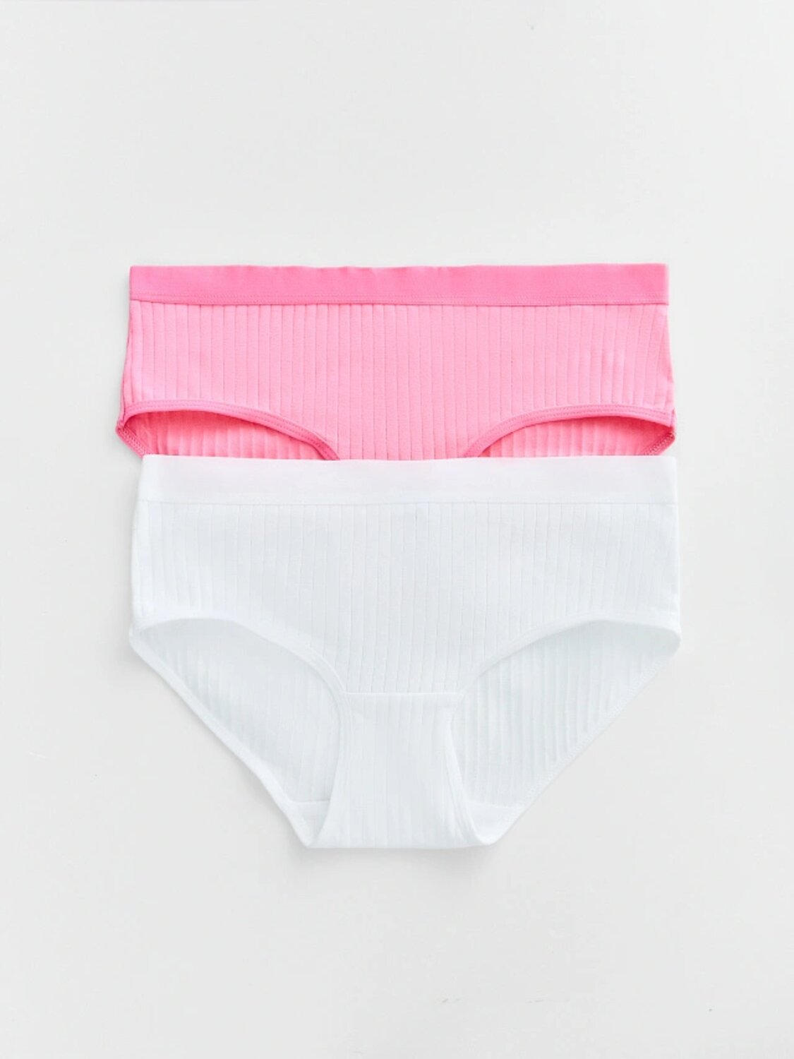 MARK FORMELLE Трусы 589629 417756-2 белый +розовое саше